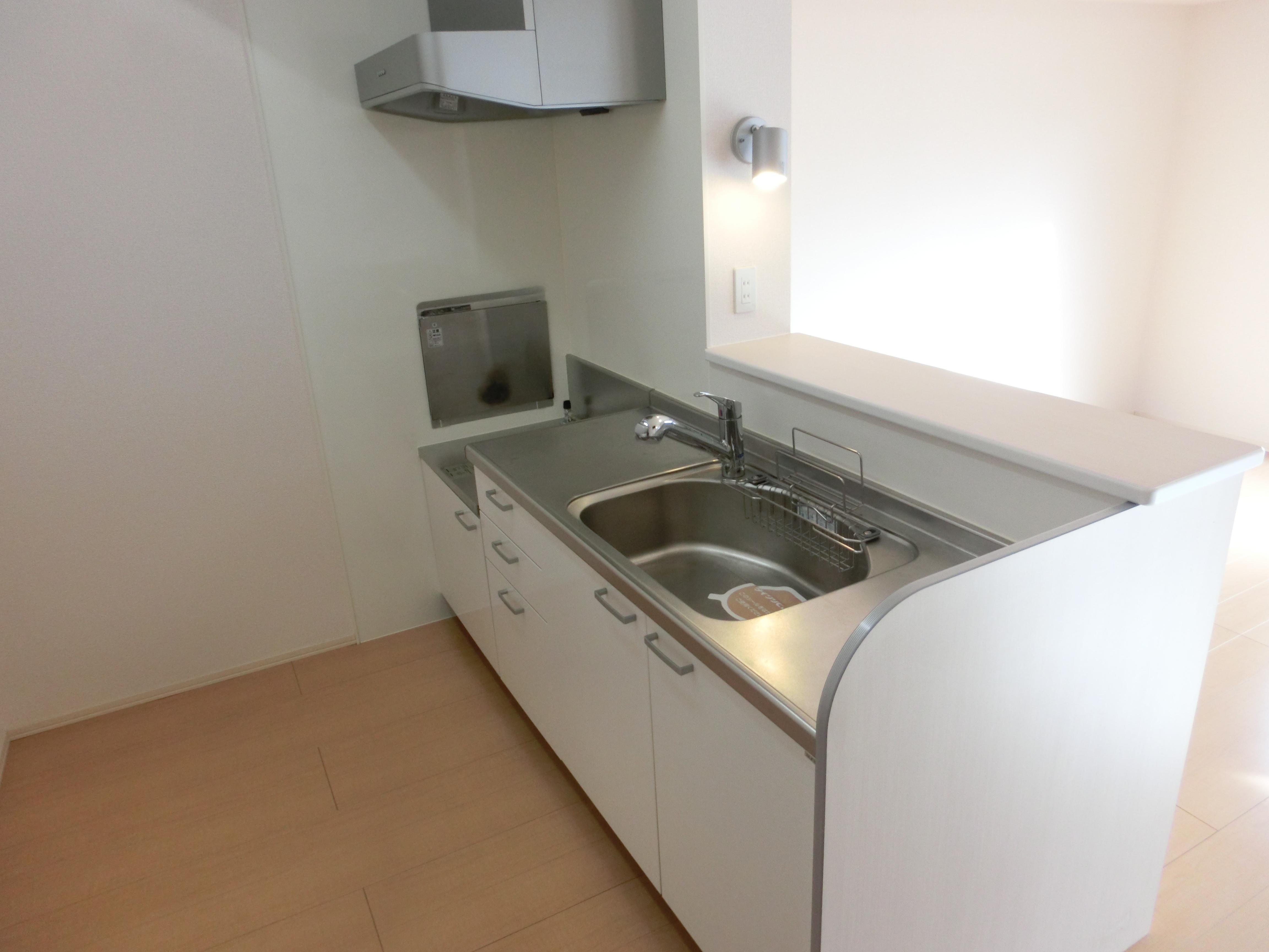 ★D-room★エアリー・コート東白山台A