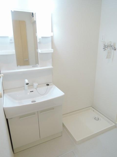 ★大東建託★ポライトリーローズ三沢