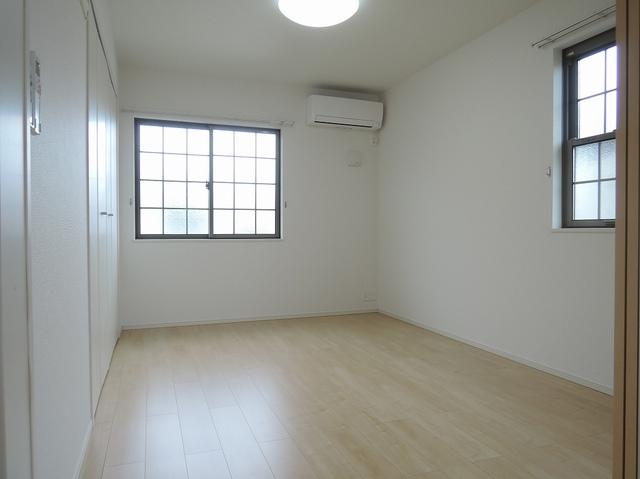 ★大東建託★ポライトリーローズ三沢