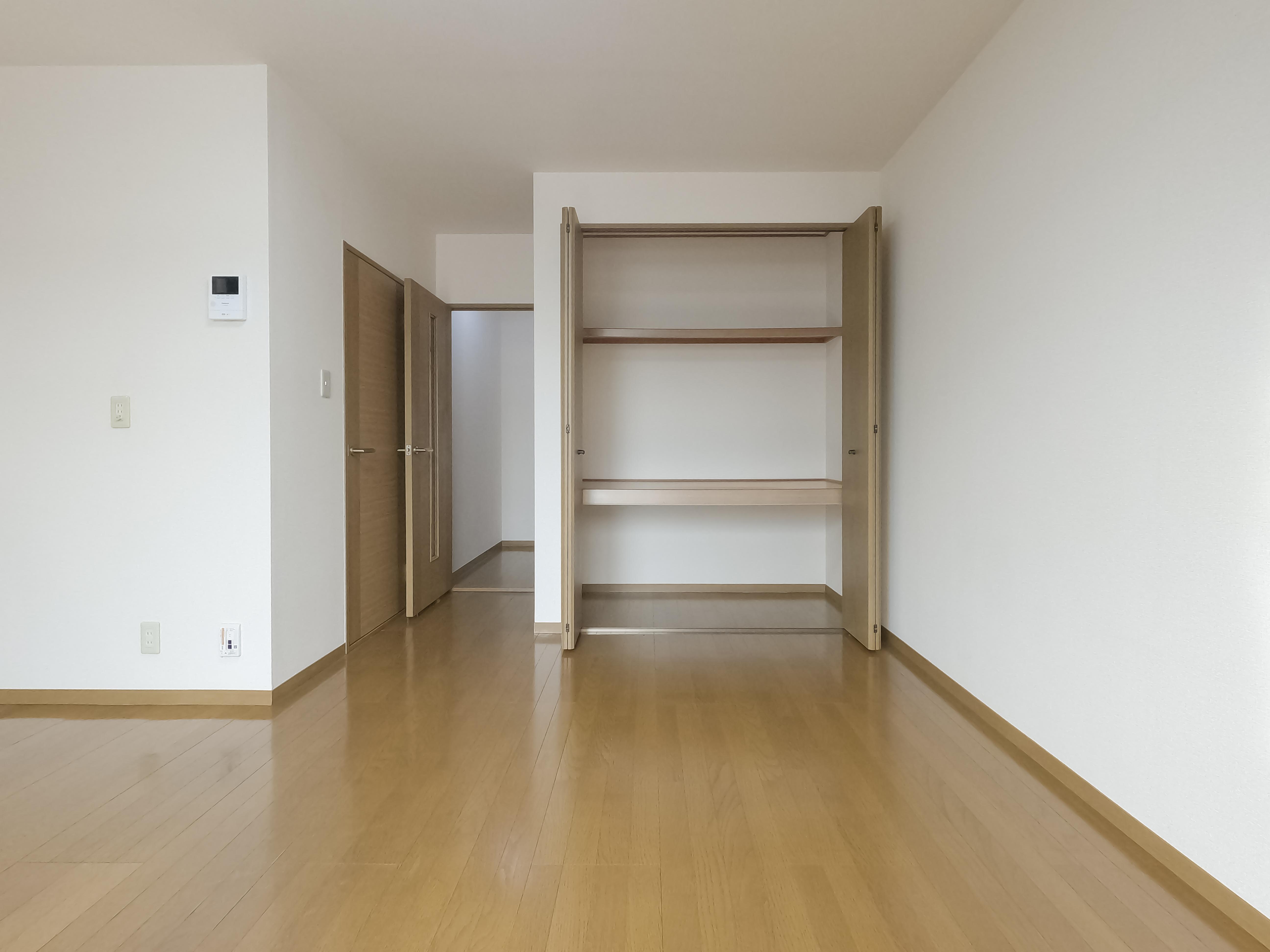 ★D-room★インターネットWi-Fi無料★プチセジュール洲先町