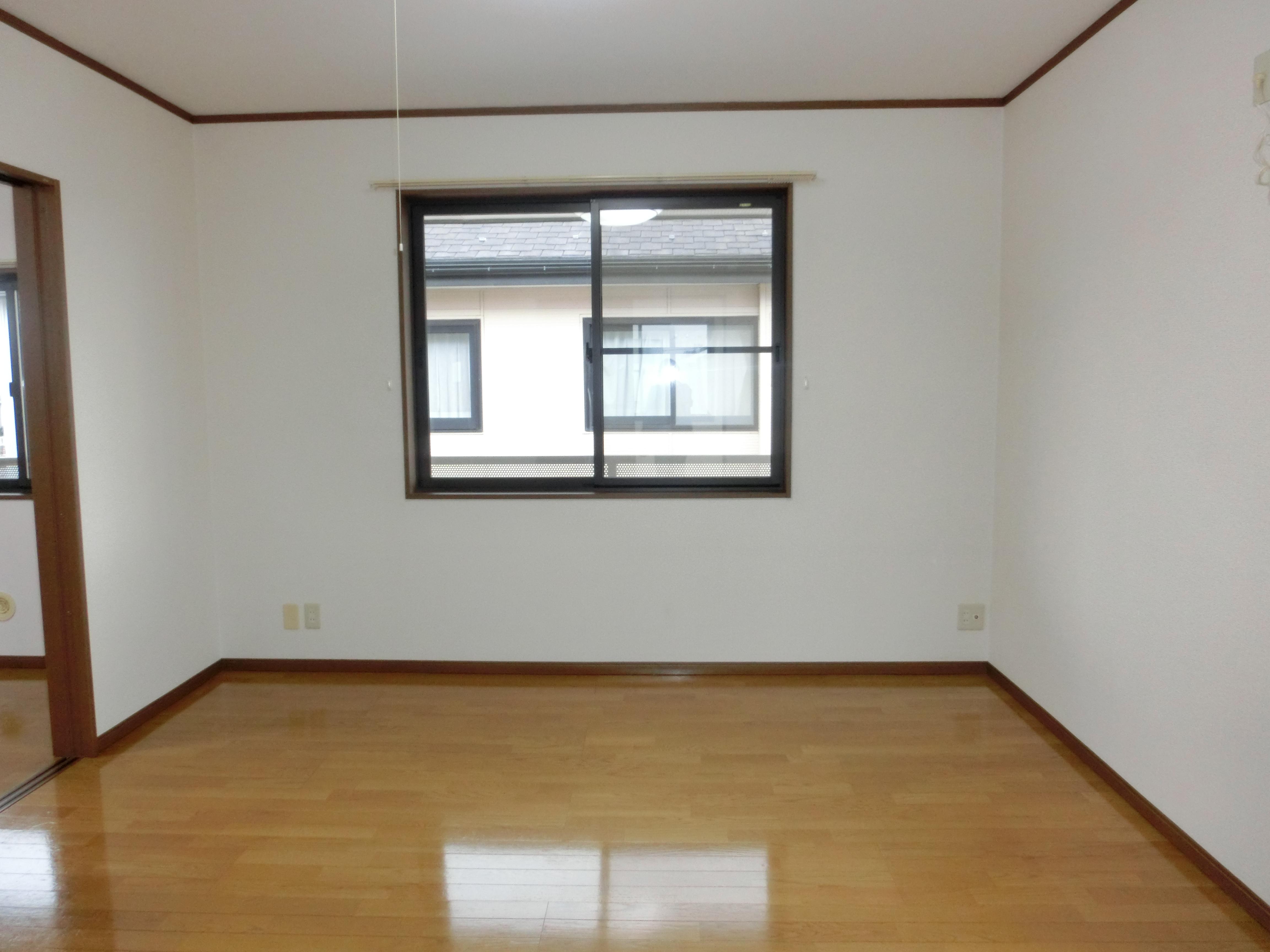 ☆広めの2DK。買い物便利で快適です☆コーポみなみ