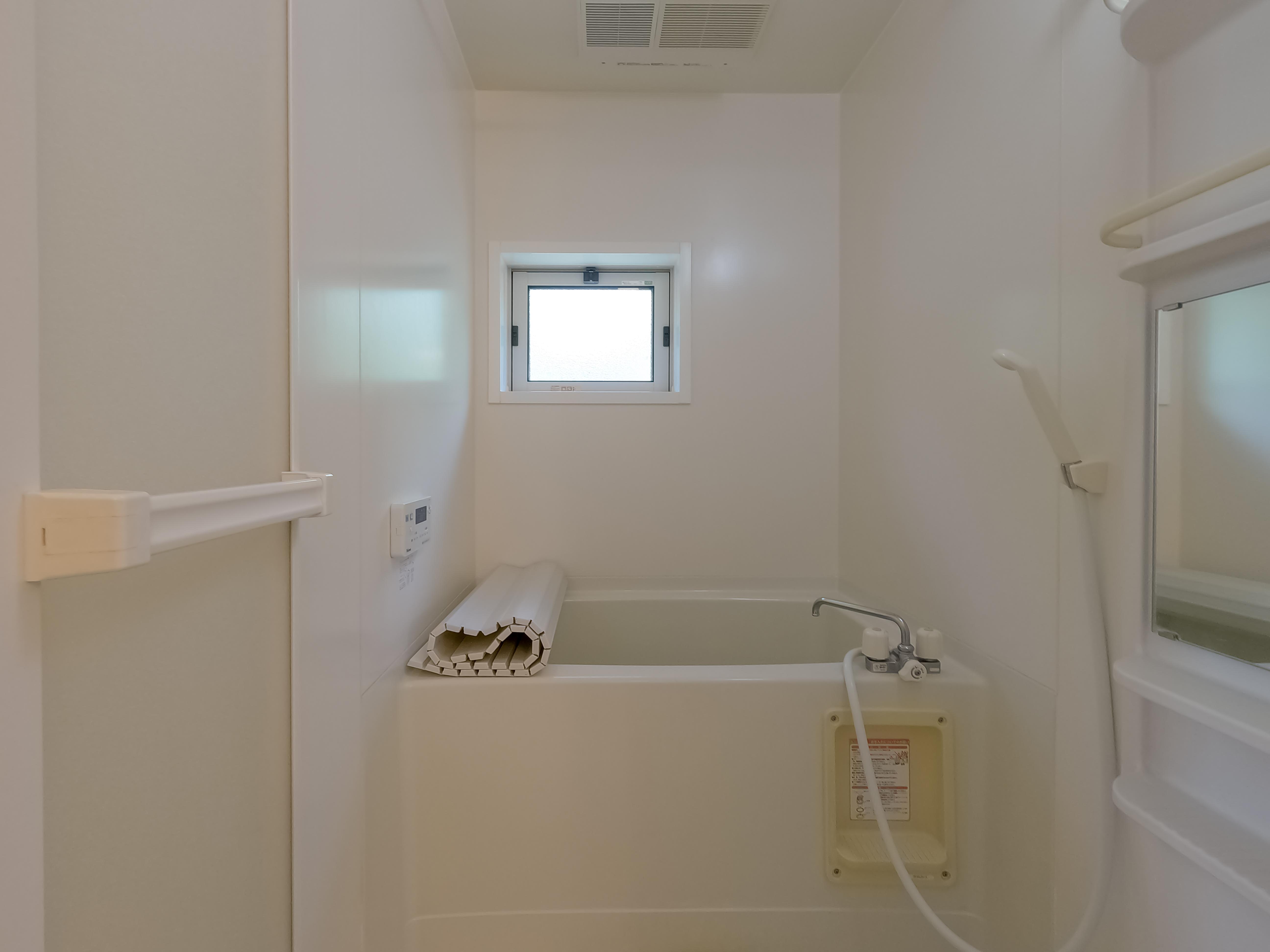 ★D-room★ペット可(小型犬のみ)★インターネットWi-Fi無料★ソレアードコートKARUNI