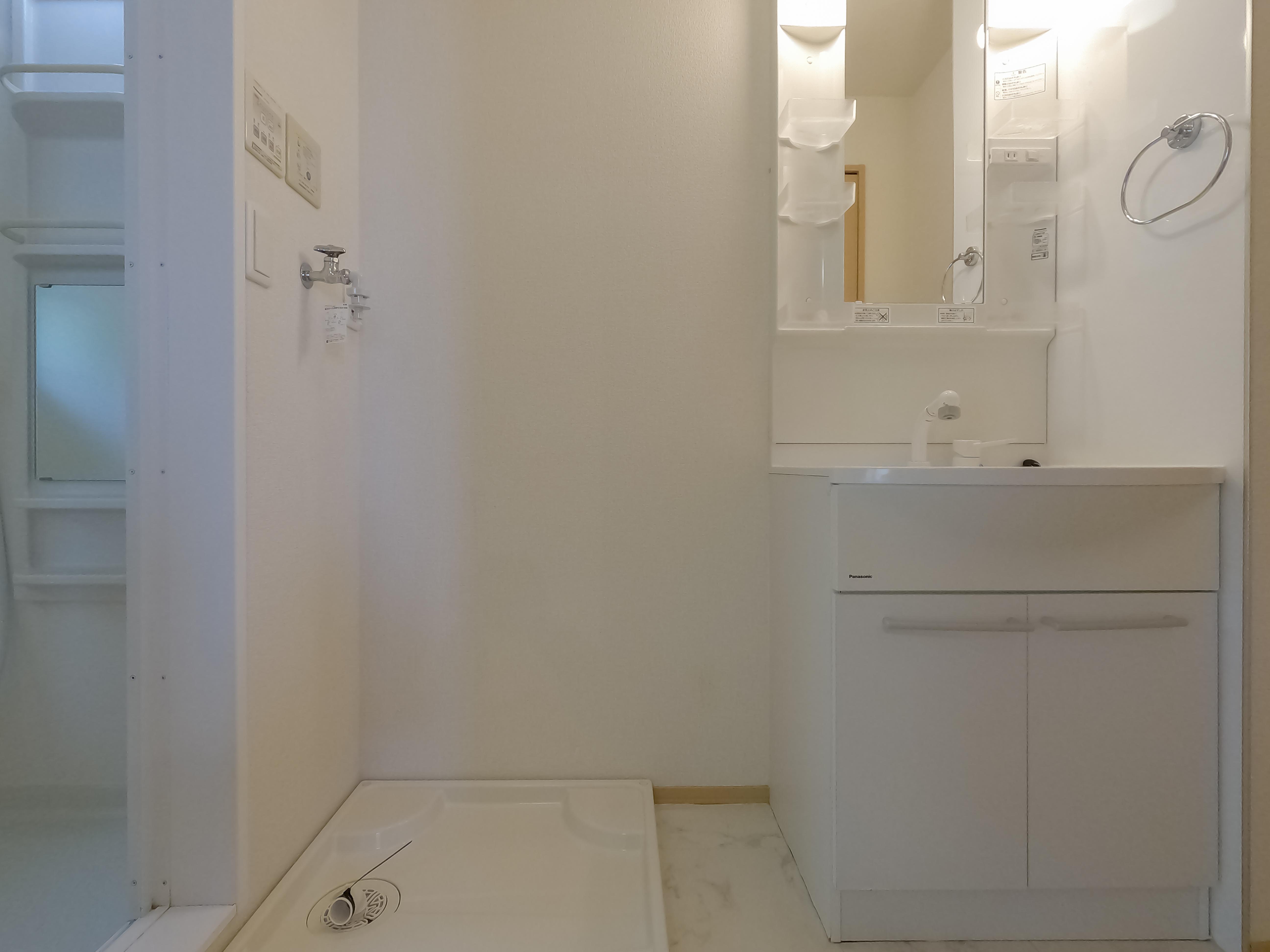 ★D-room★ペット可(小型犬のみ)★インターネットWi-Fi無料★ソレアードコートKARUNI