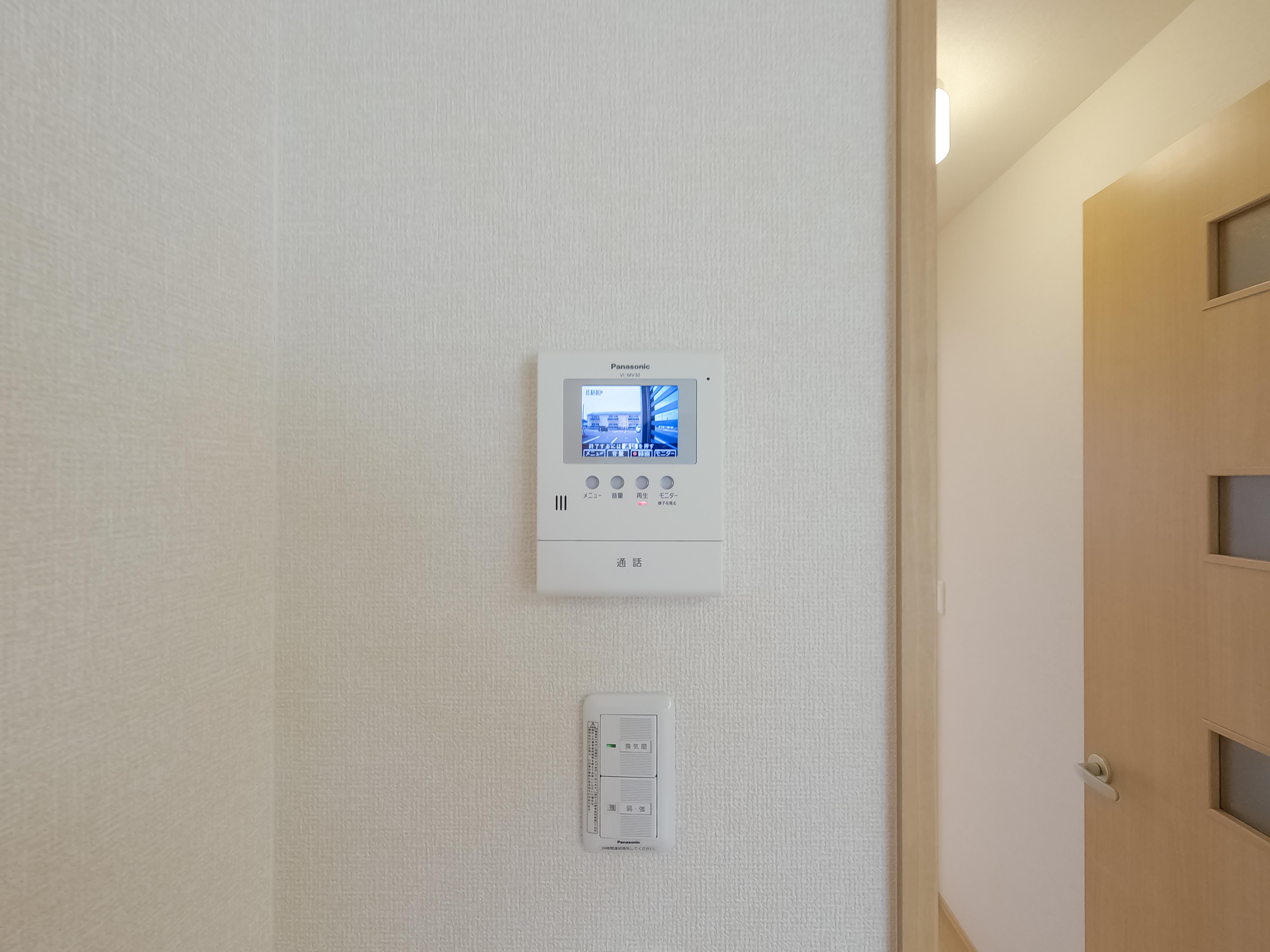 ★D-room★ペット可(小型犬のみ)★インターネットWi-Fi無料★ソレアードコートKARUNI