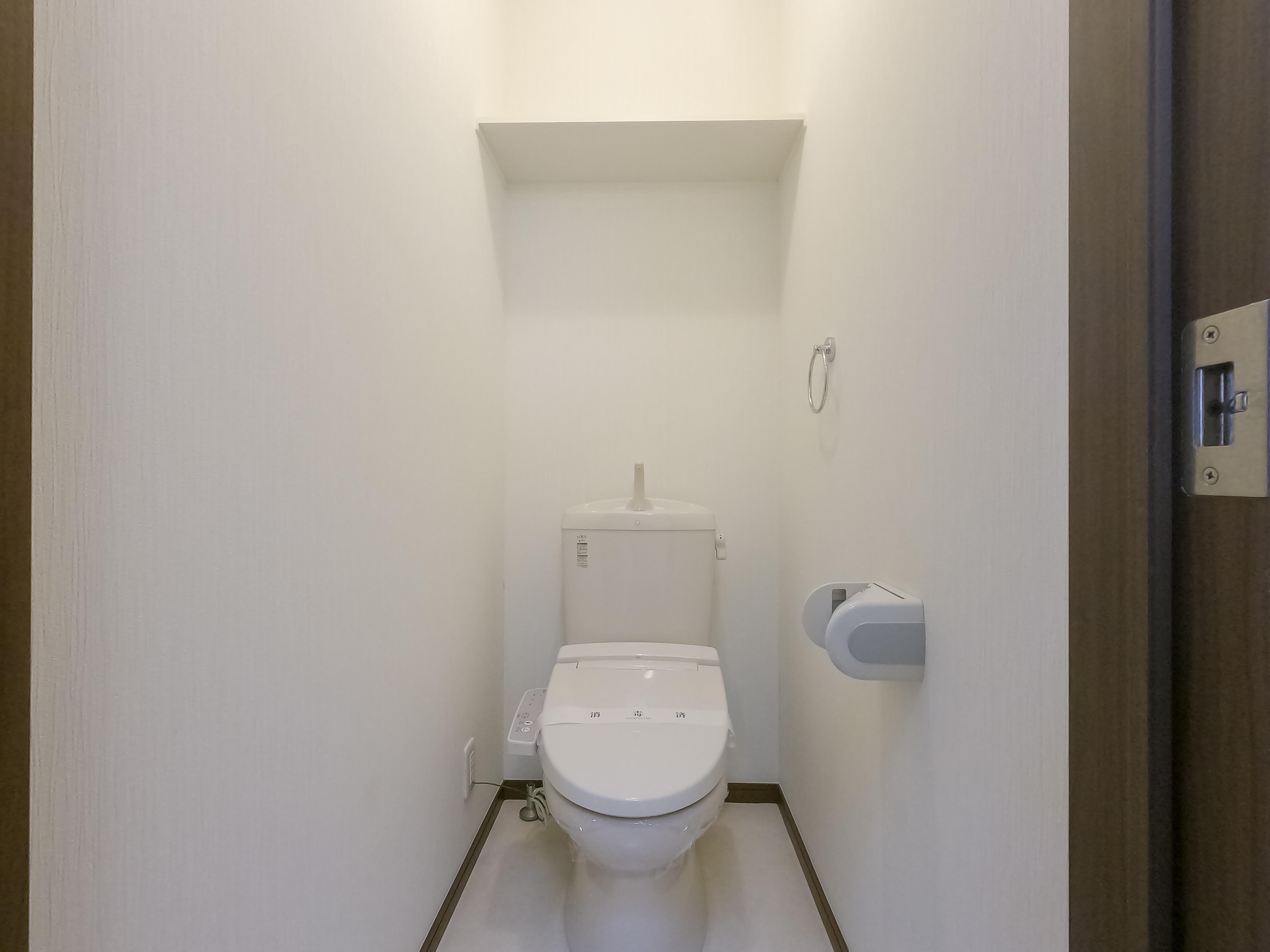 ★日本住宅★ガレージ付★インターネット無料★コーポ20T