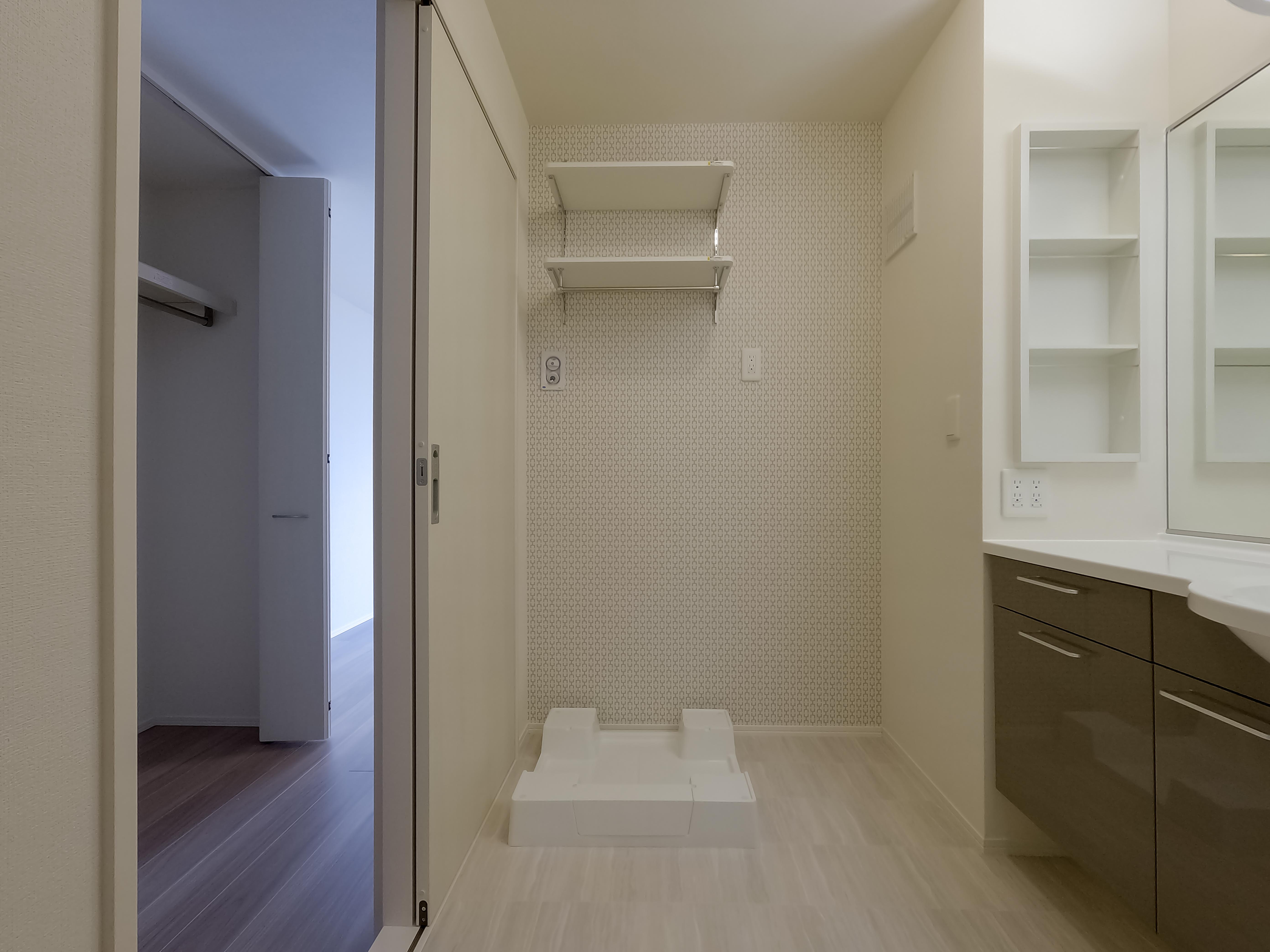 ★インターネットWi-Fi無料★フユシス類家B