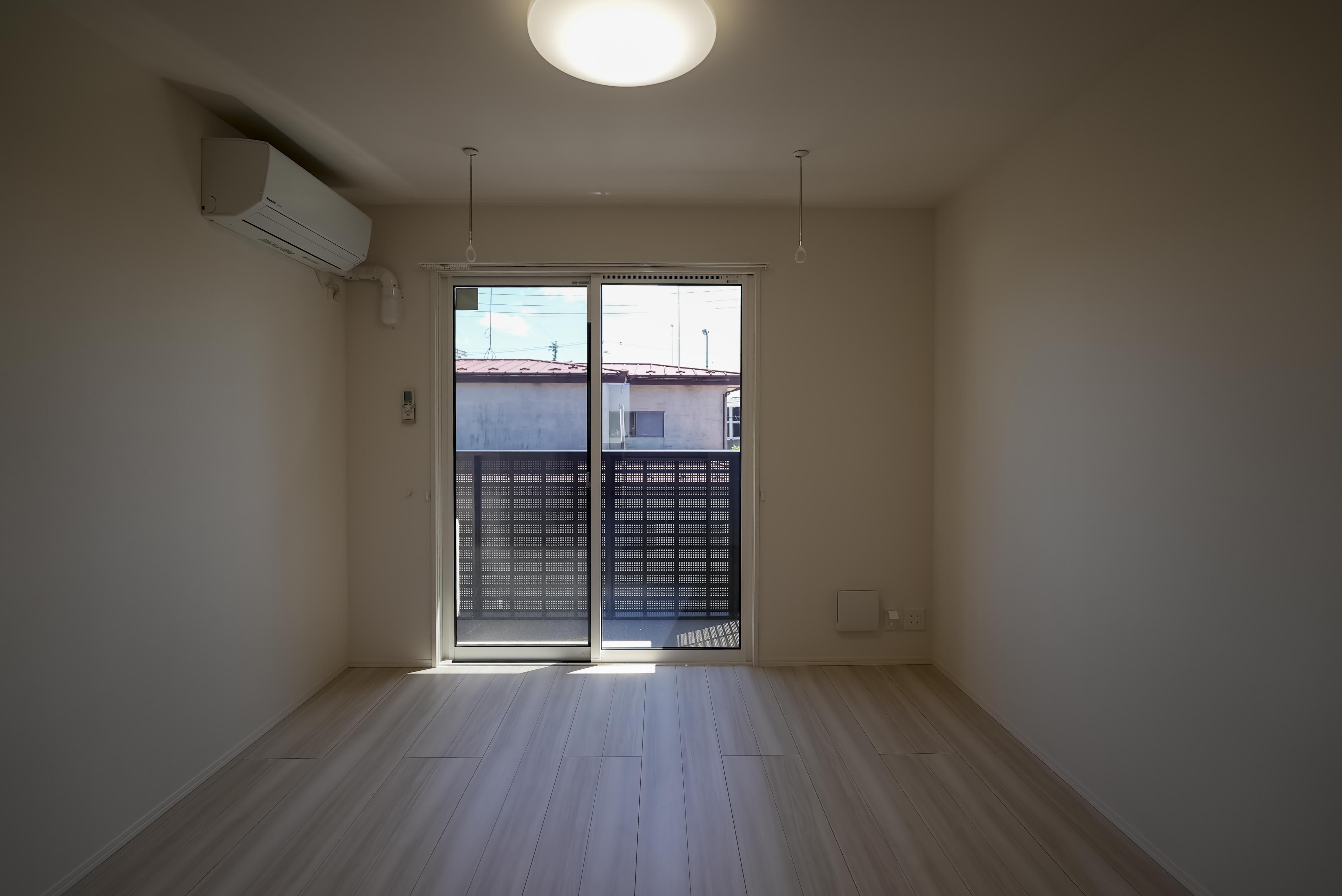 ★D-room★インターネットWi-Fi無料★ヴィラ カスターニャ