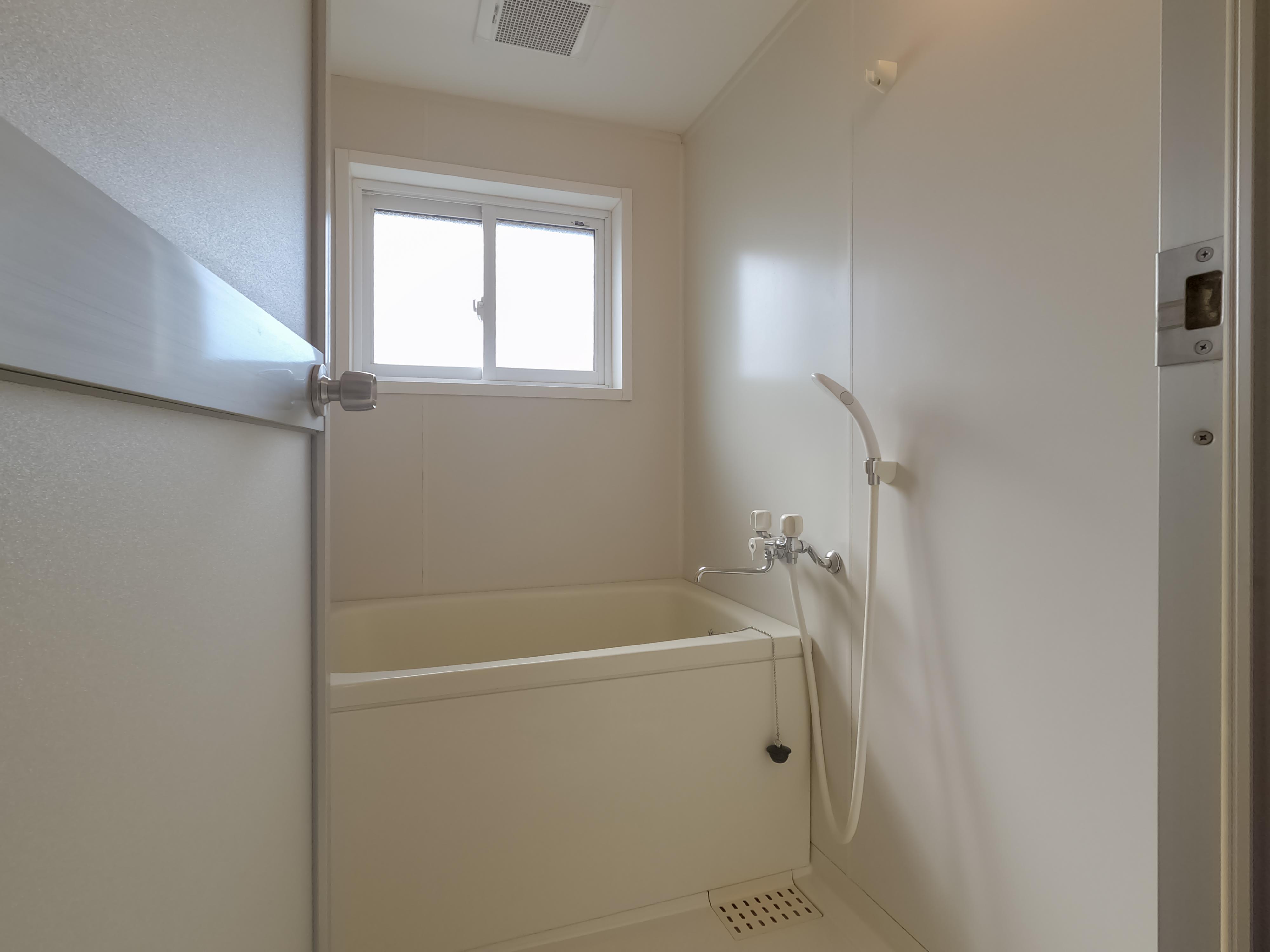 ★D-room★インターネットWi-Fi無料★グリーンクサカベ