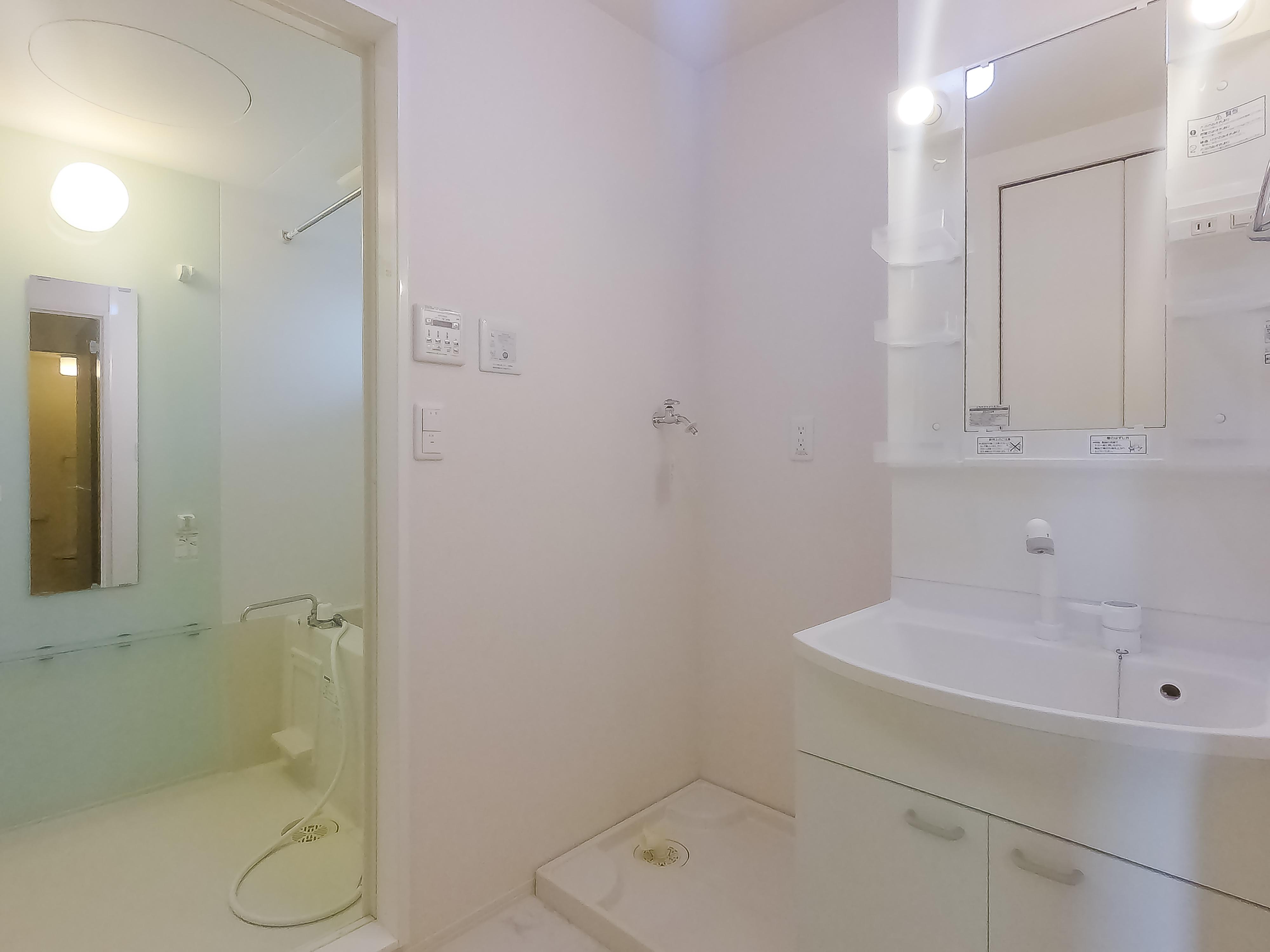 ★D-room★オール電化★クリスタル・ガーデン