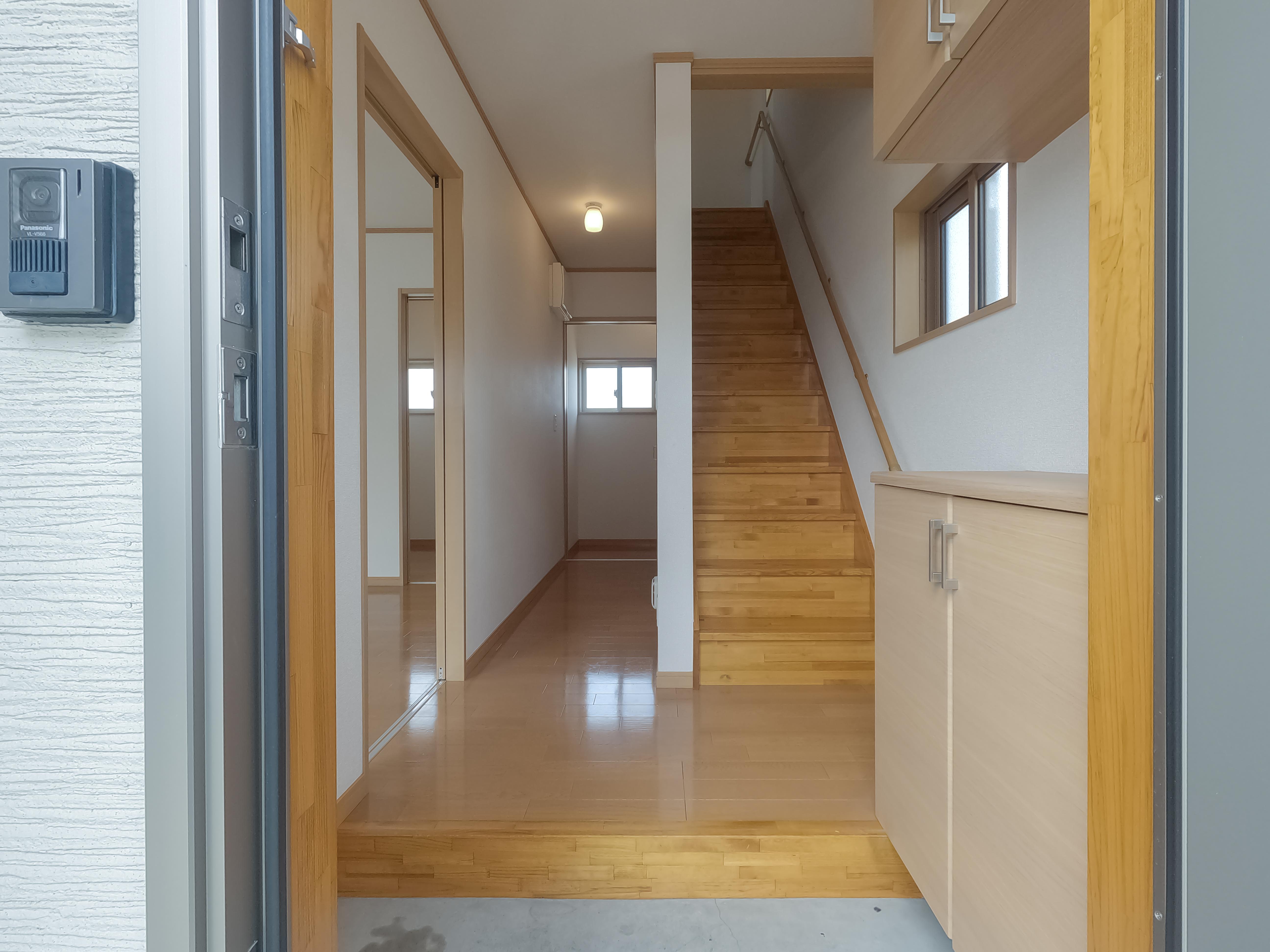 ★一戸建★2階建★サンシモダ