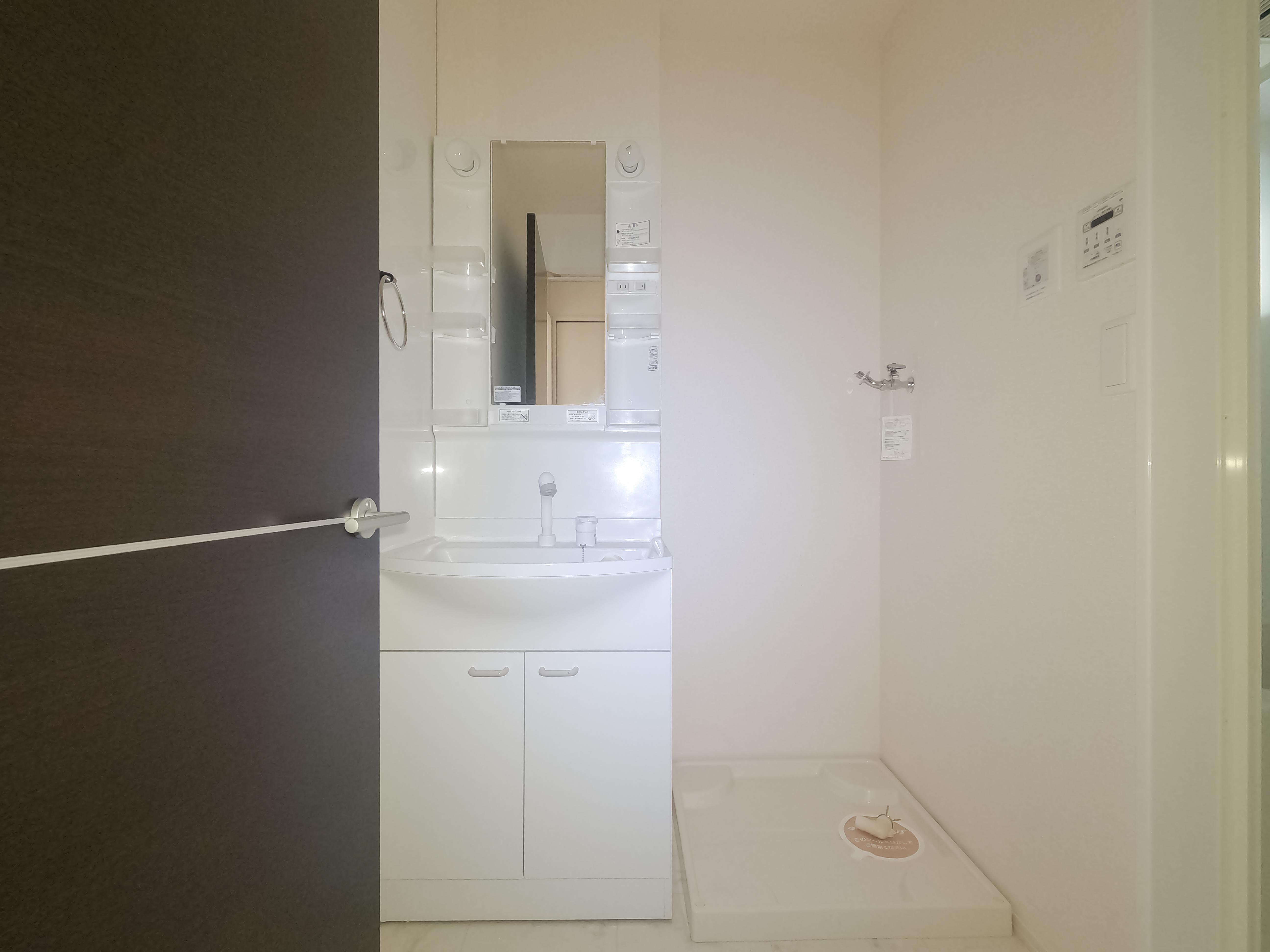 ★D-room★オール電化★クリスタル・ガーデン