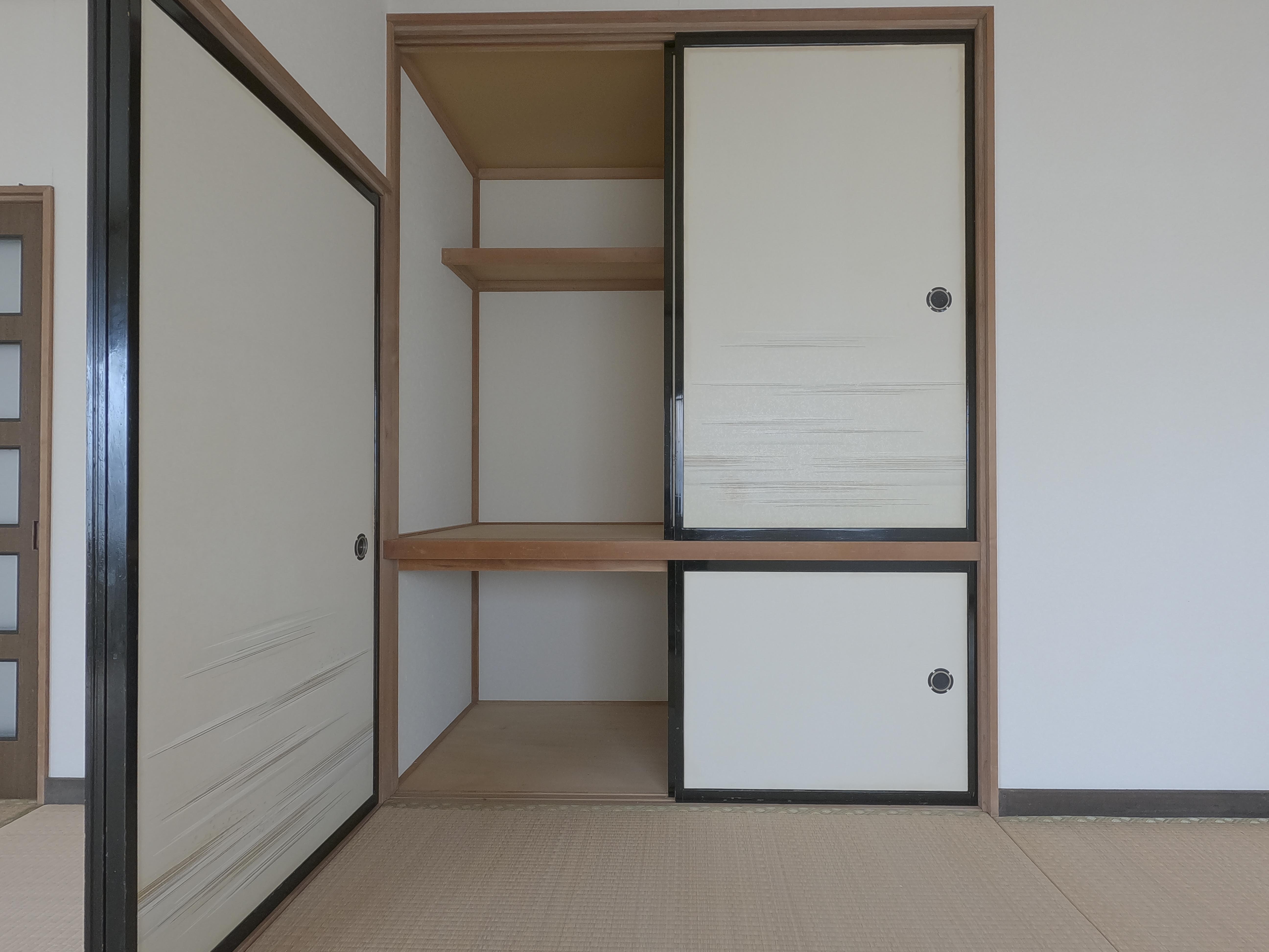 ウィスタリアB棟