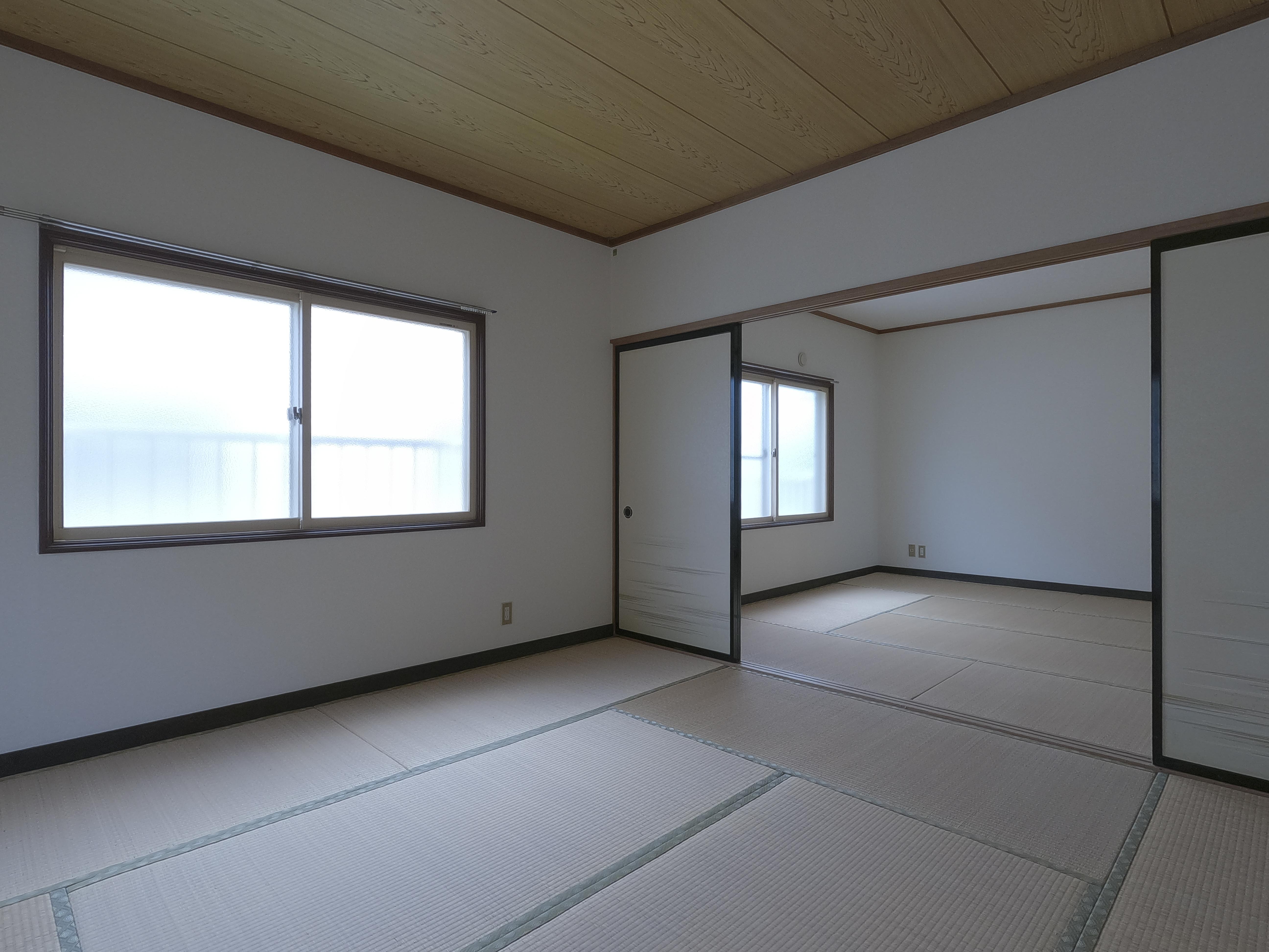 ウィスタリアB棟