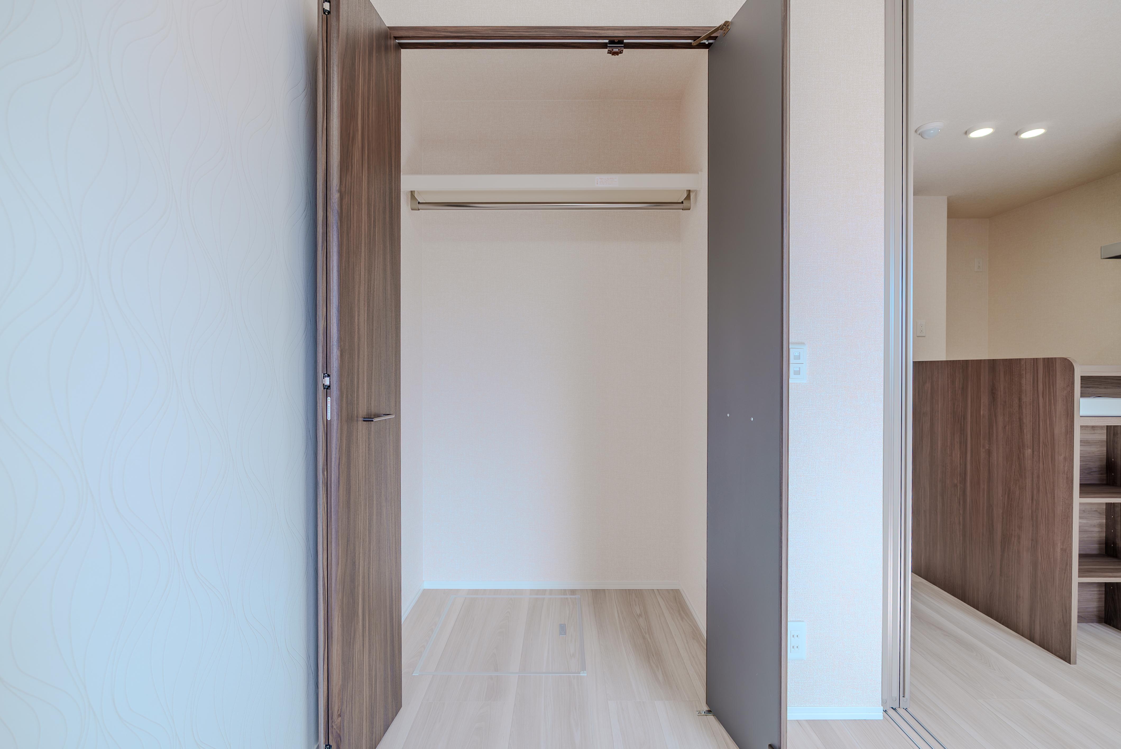 ★D-room★太陽光発電ZEH-M★インターネット無料★新築★レスア柏崎Ⅱ