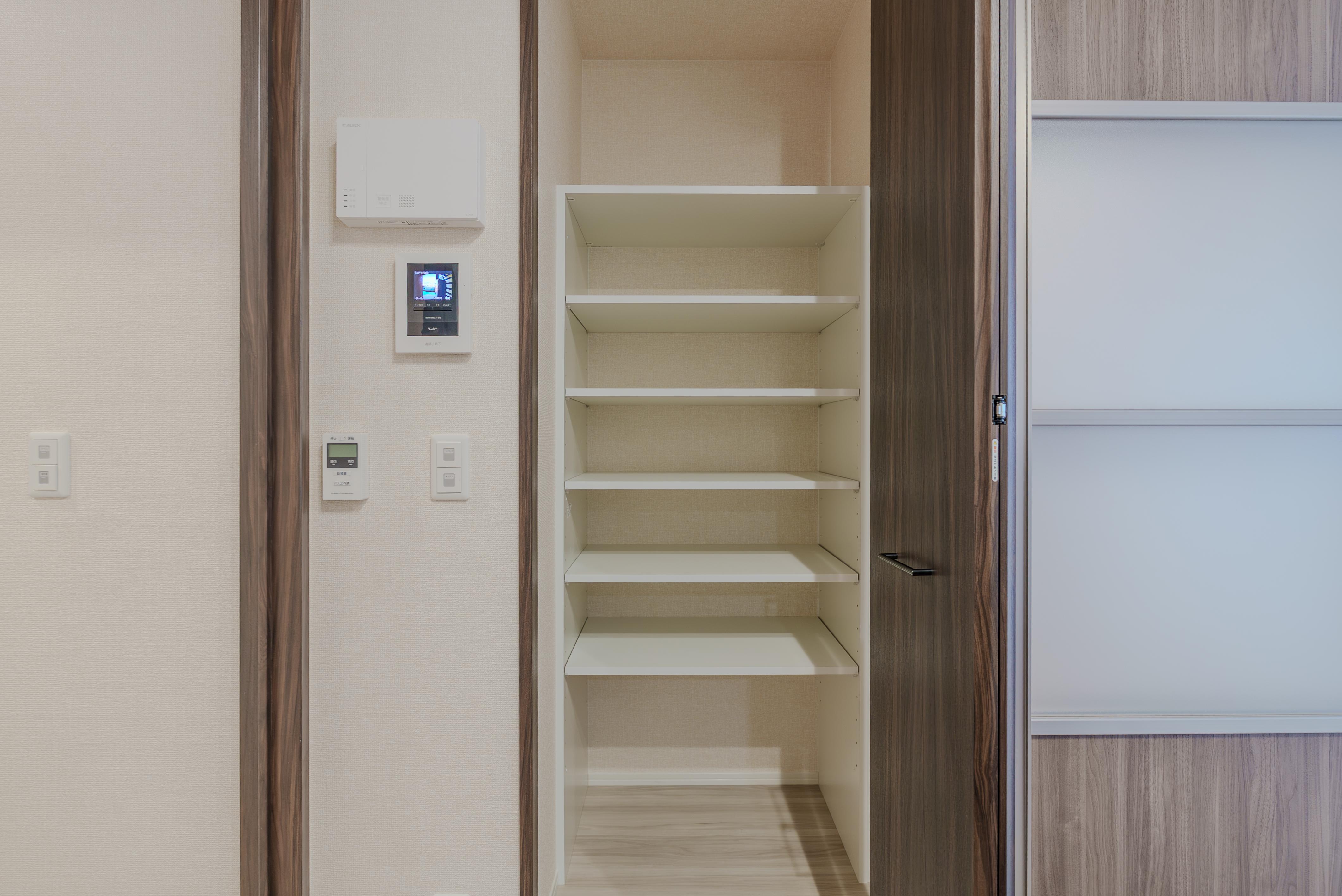 ★D-room★太陽光発電ZEH-M★インターネット無料★新築★レスア柏崎Ⅱ