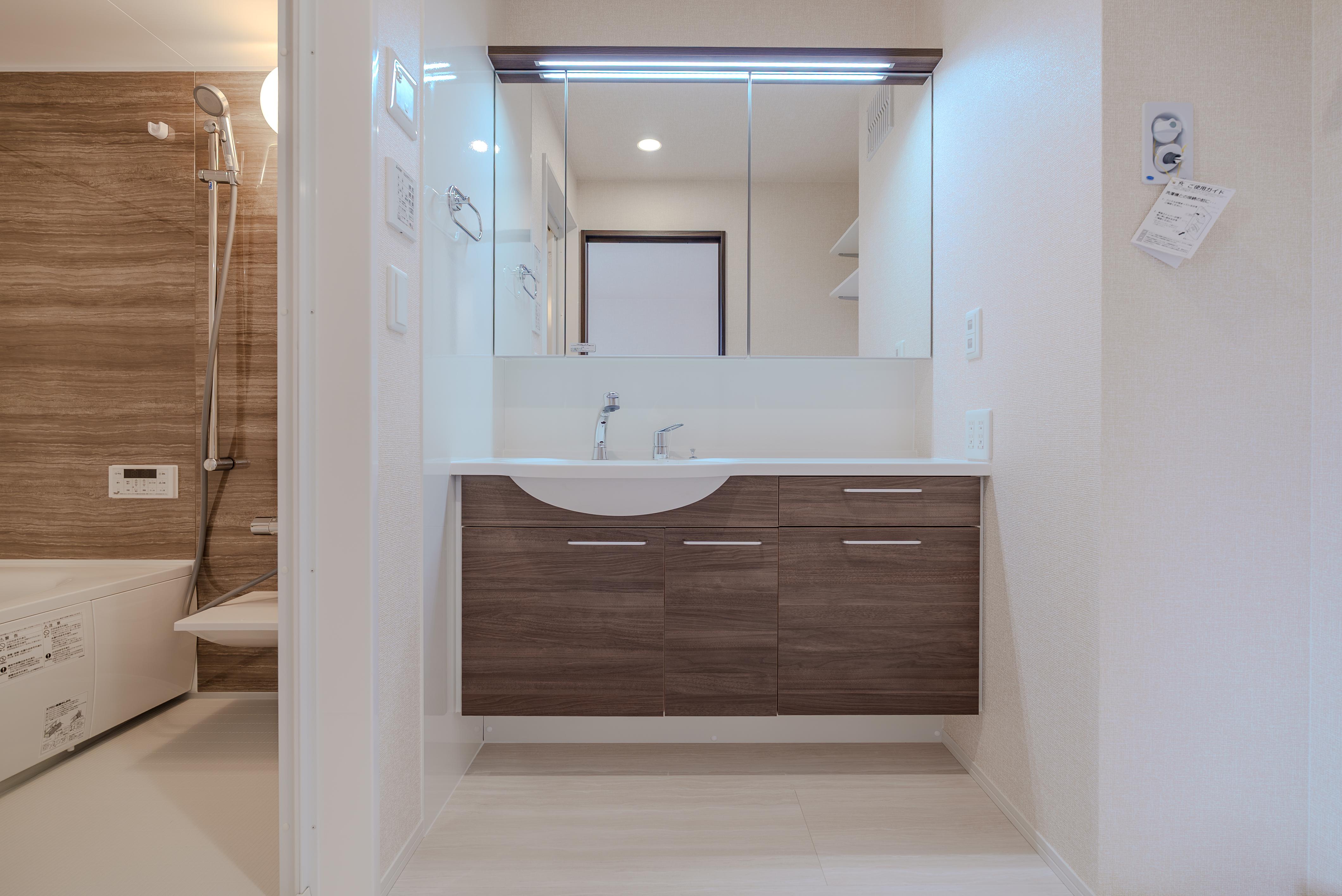 ★D-room★太陽光発電ZEH-M★インターネット無料★新築★レスア柏崎Ⅱ