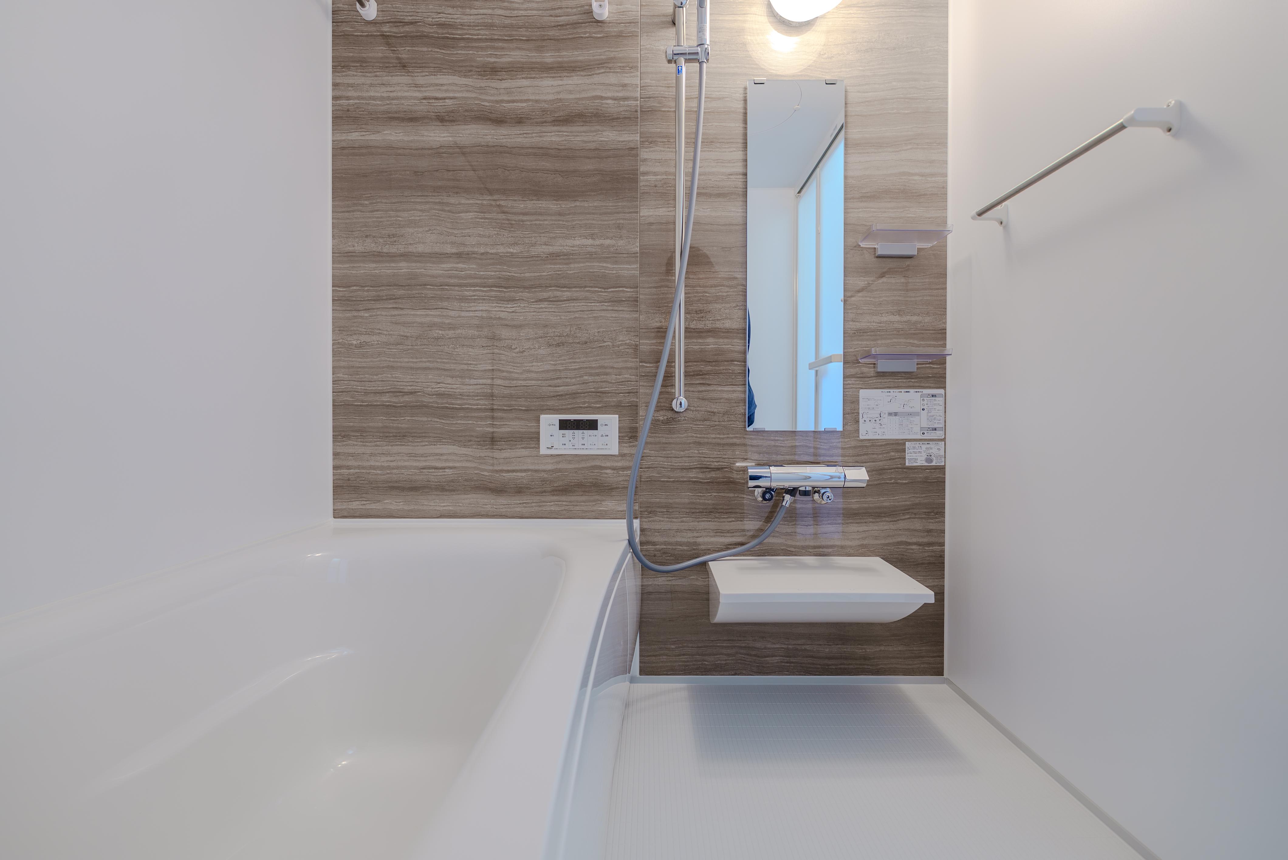 ★D-room★太陽光発電ZEH-M★インターネット無料★新築★レスア柏崎Ⅲ