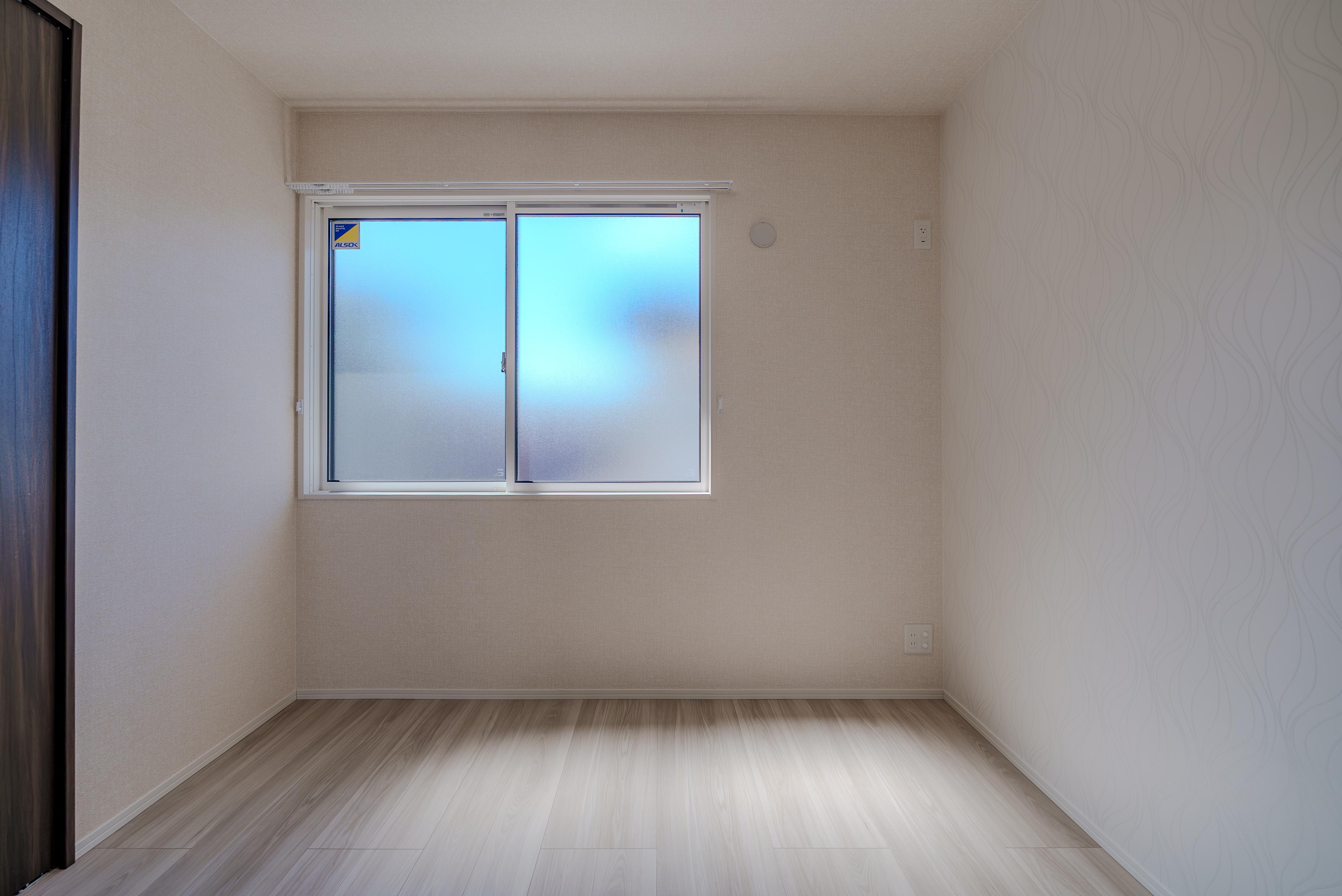 ★D-room★太陽光発電ZEH-M★インターネット無料★新築★レスア柏崎Ⅲ