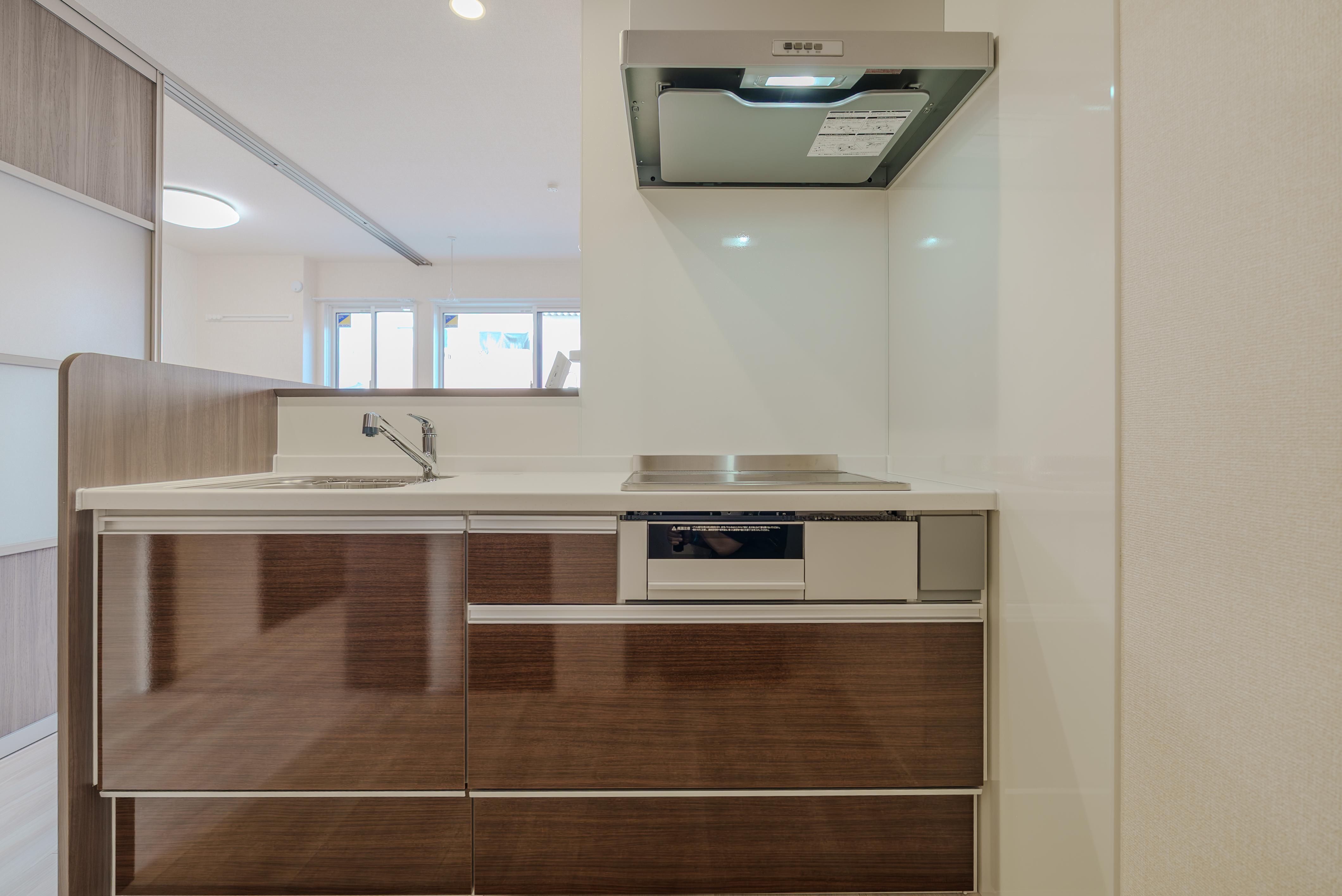 ★D-room★太陽光発電ZEH-M★インターネット無料★新築★レスア柏崎Ⅲ