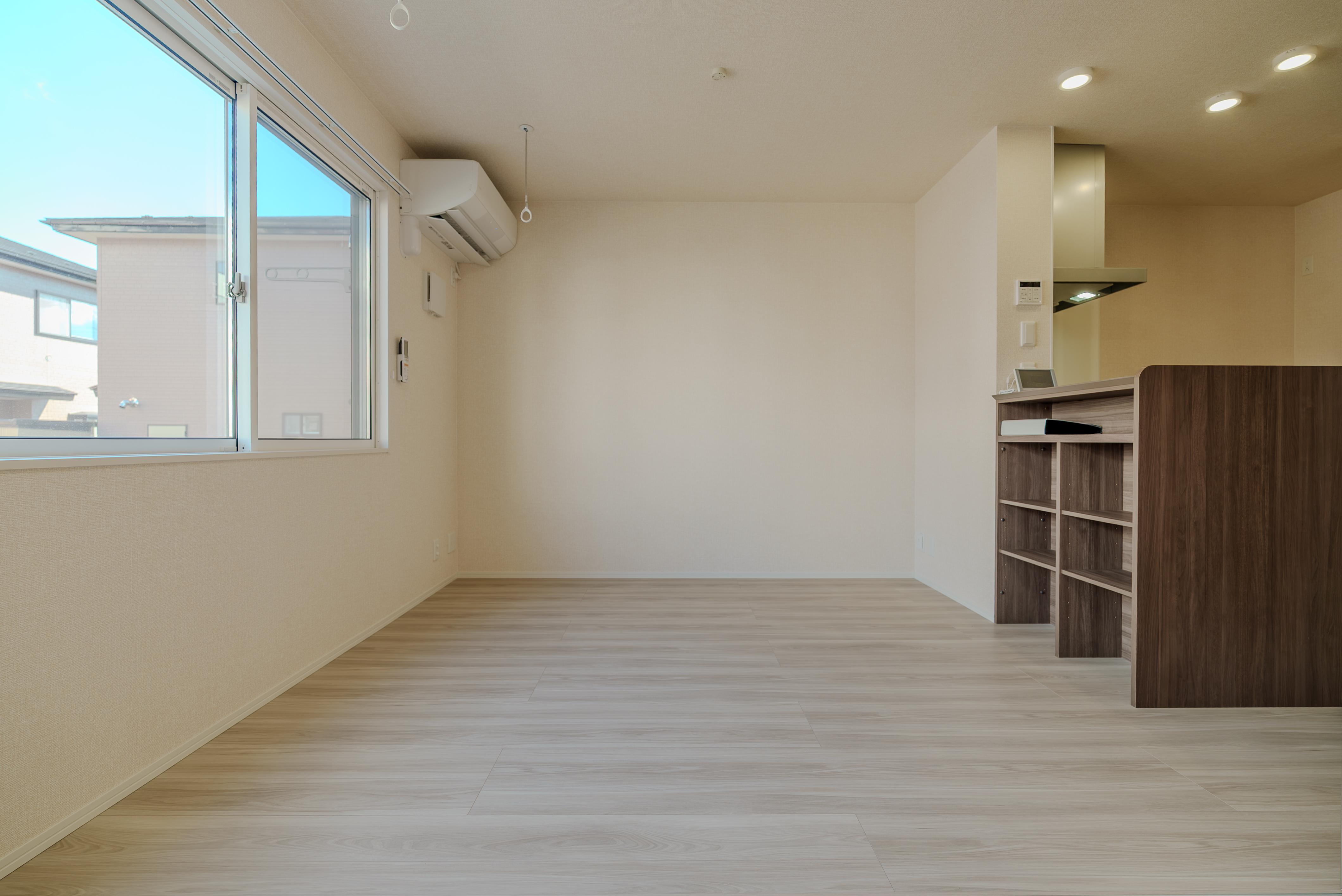 ★D-room★太陽光発電ZEH-M★インターネット無料★新築★レスア柏崎Ⅲ