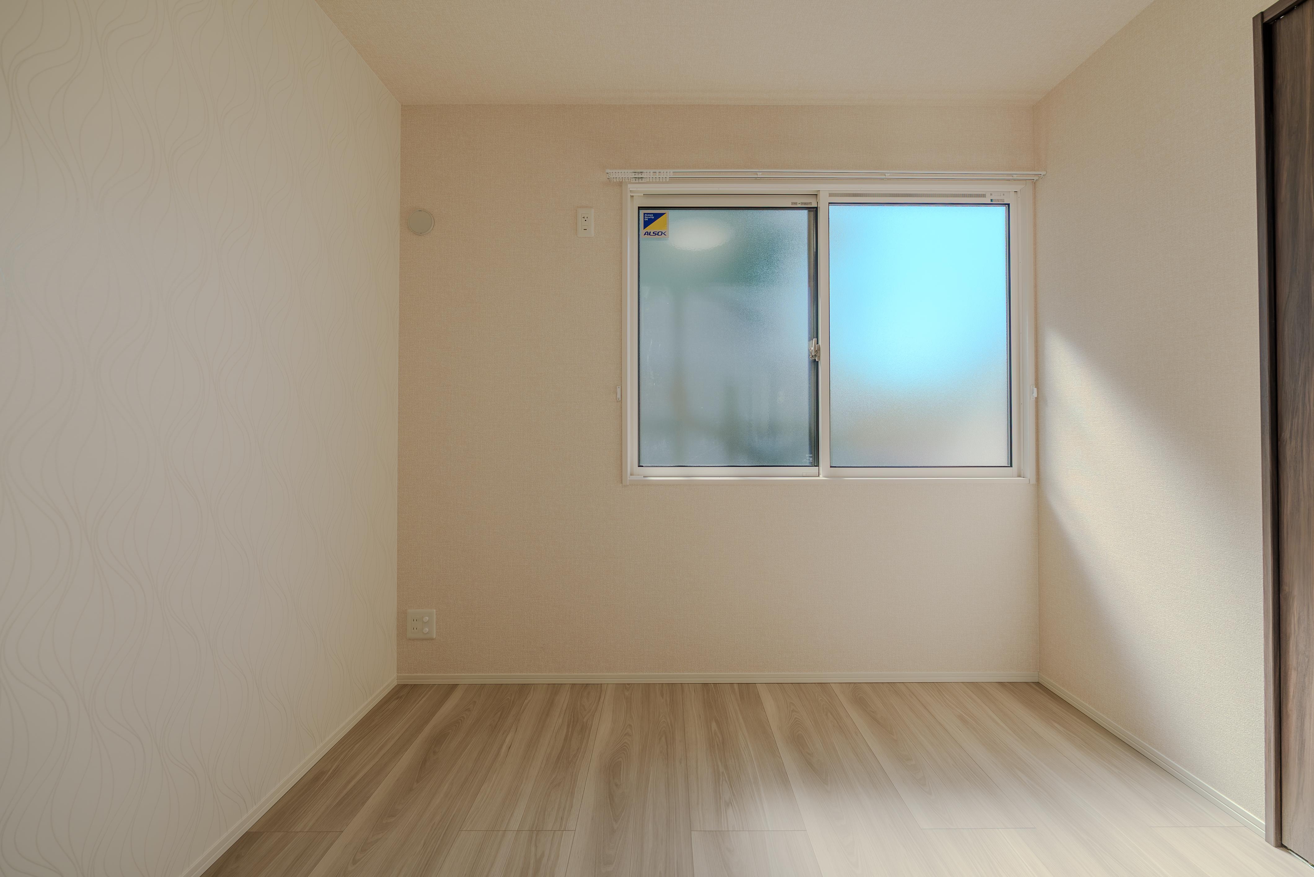 ★D-room★太陽光発電ZEH-M★インターネット無料★新築★レスア柏崎Ⅲ