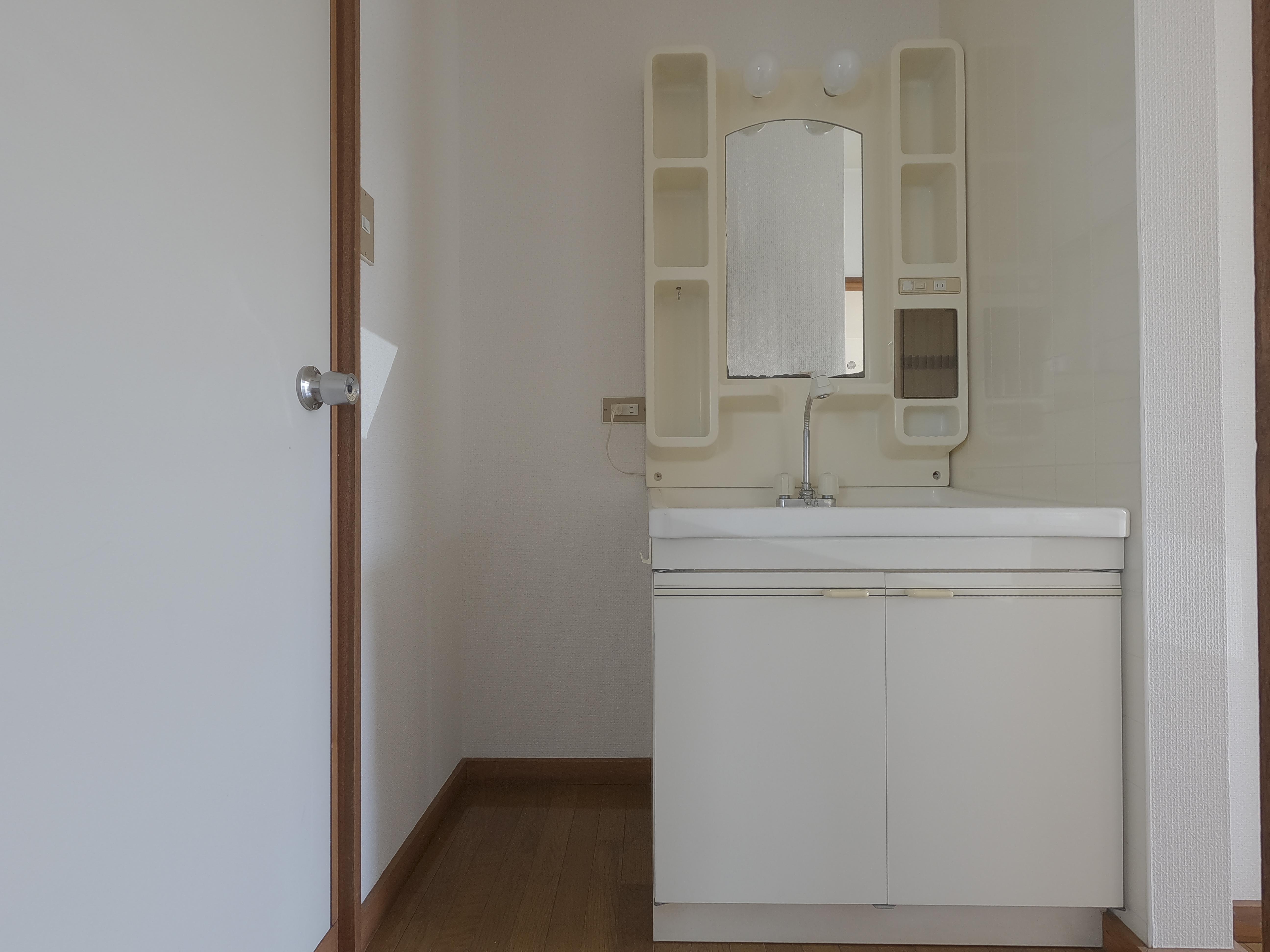 セジュール西村C