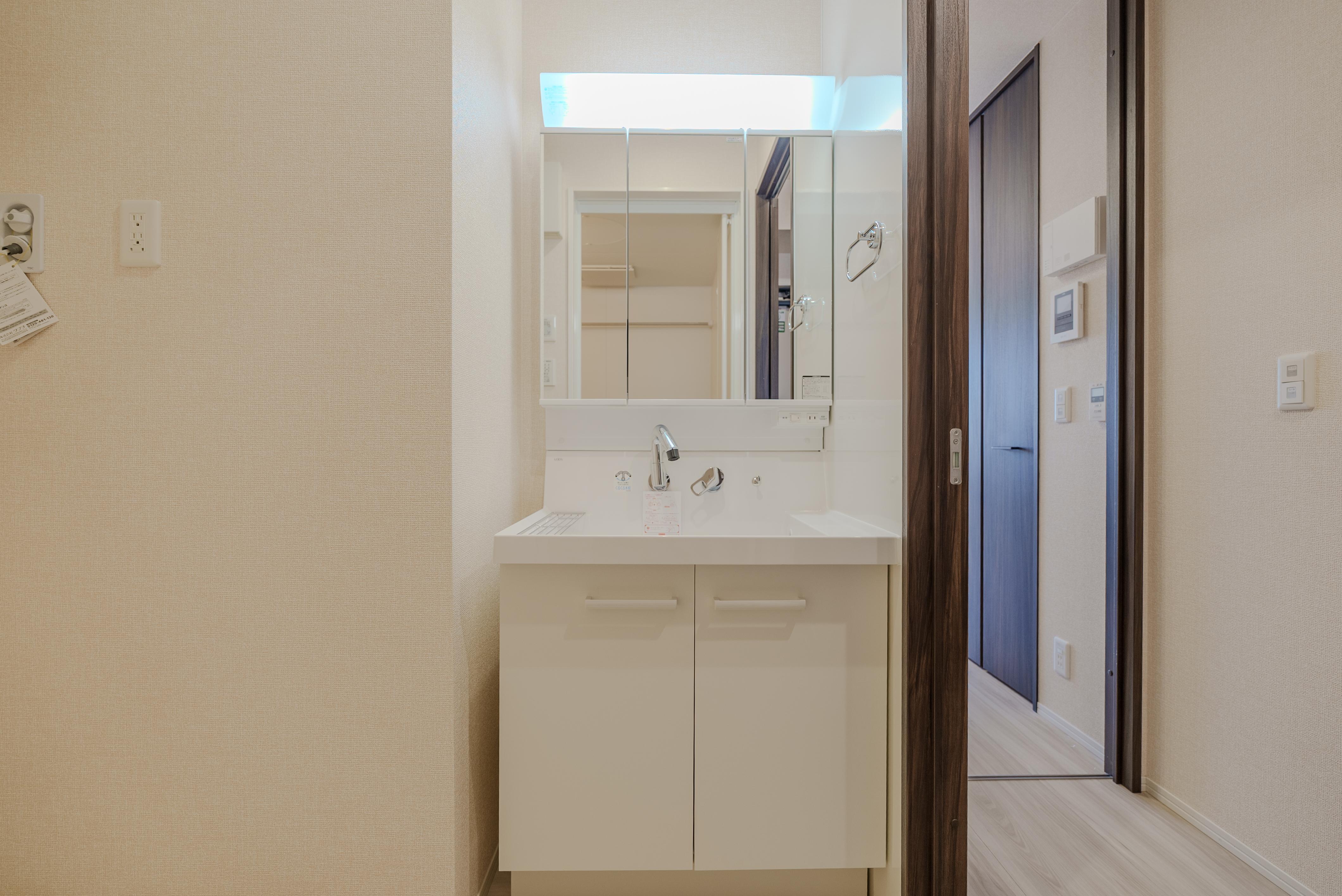 ★D-room★太陽光発電ZEH-M★インターネット無料★新築★レスア柏崎Ⅲ