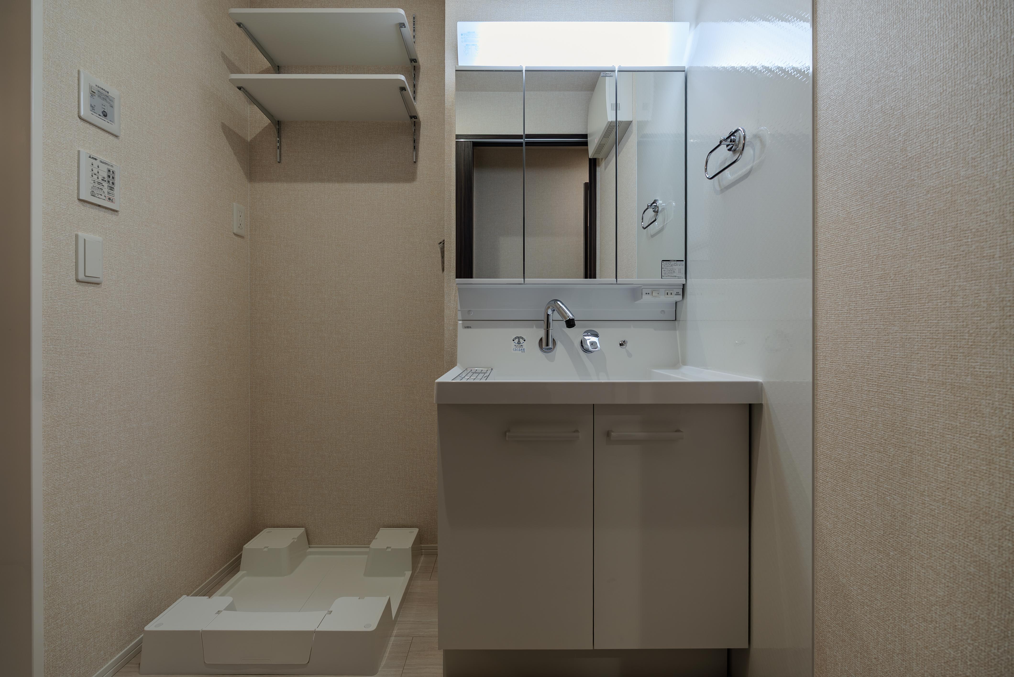 ★D-room★太陽光発電ZEH-M★インターネット無料★新築★レスア柏崎Ⅰ