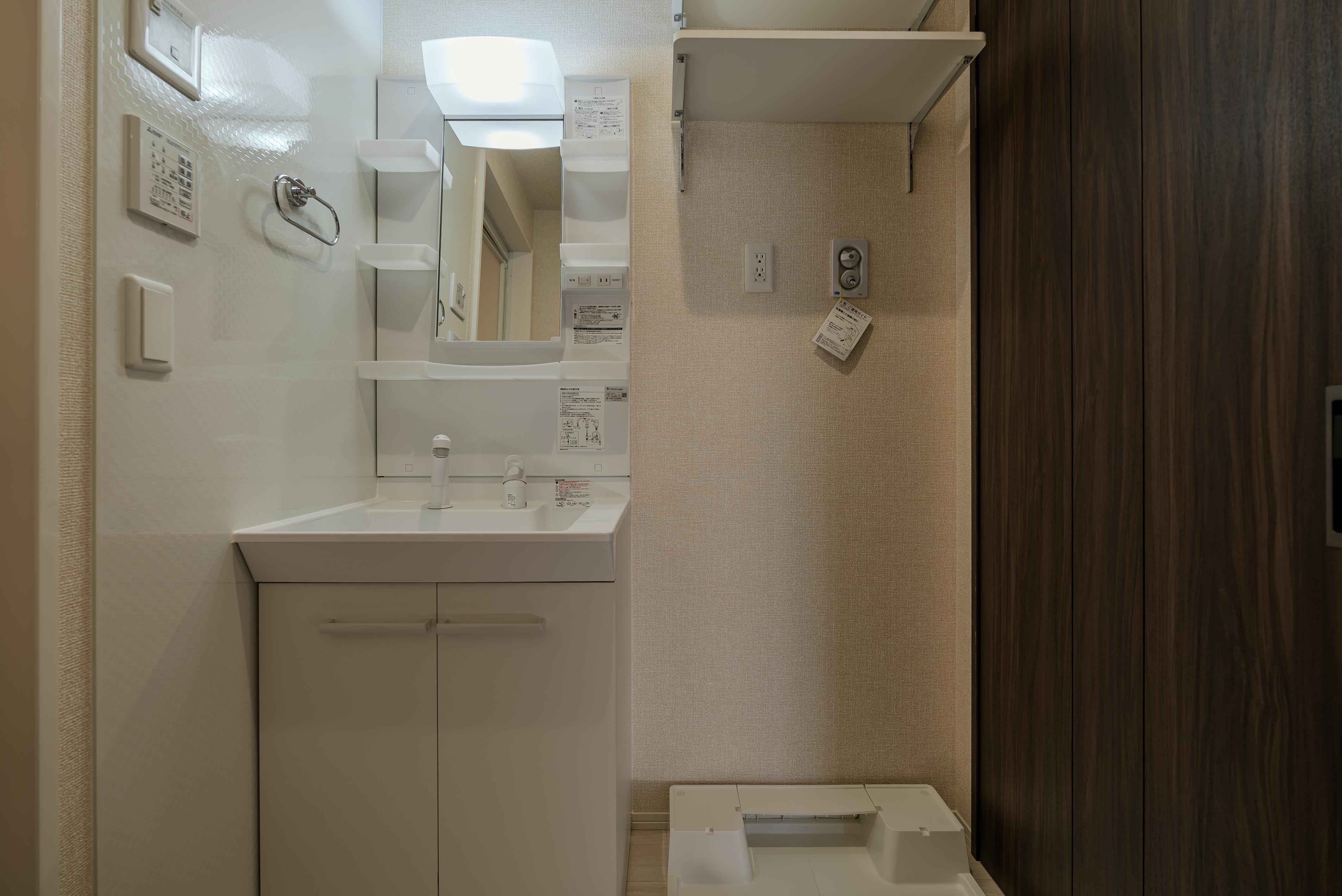 ★D-room★太陽光発電ZEH-M★インターネット無料★新築★レスア柏崎Ⅰ