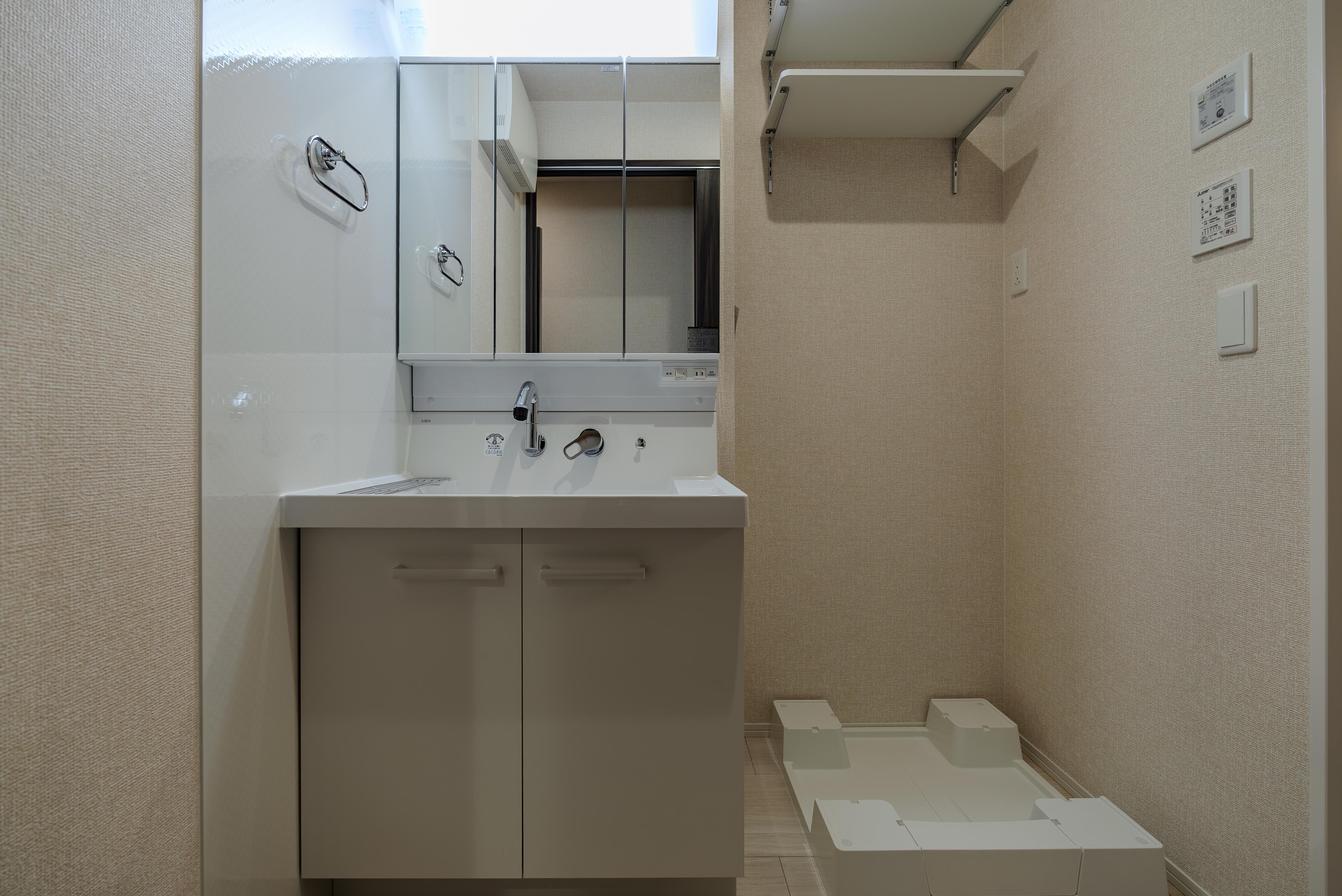 ★D-room★太陽光発電ZEH-M★インターネット無料★新築★レスア柏崎Ⅰ