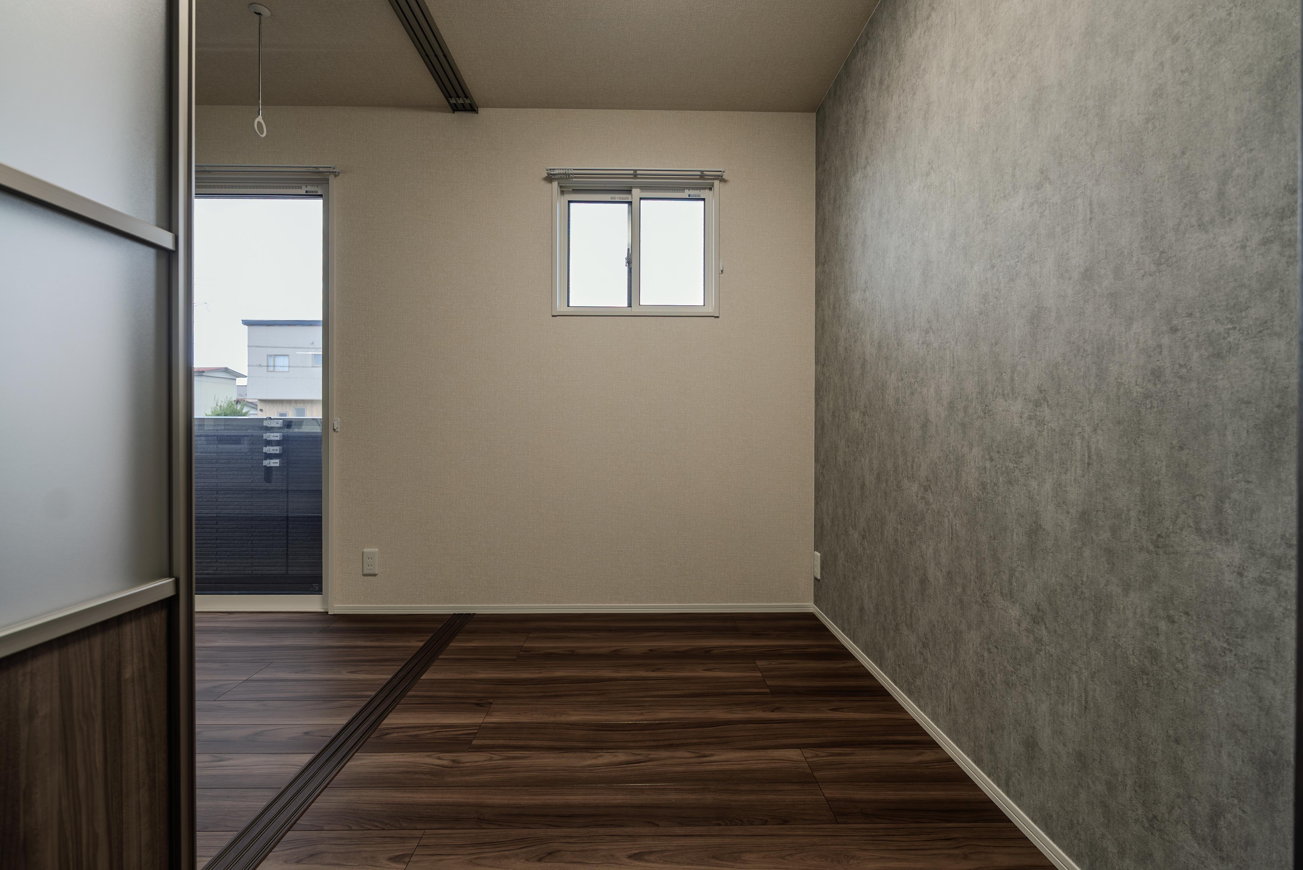 ★D-room★太陽光発電ZEH-M★インターネット無料★新築★レスア柏崎Ⅰ