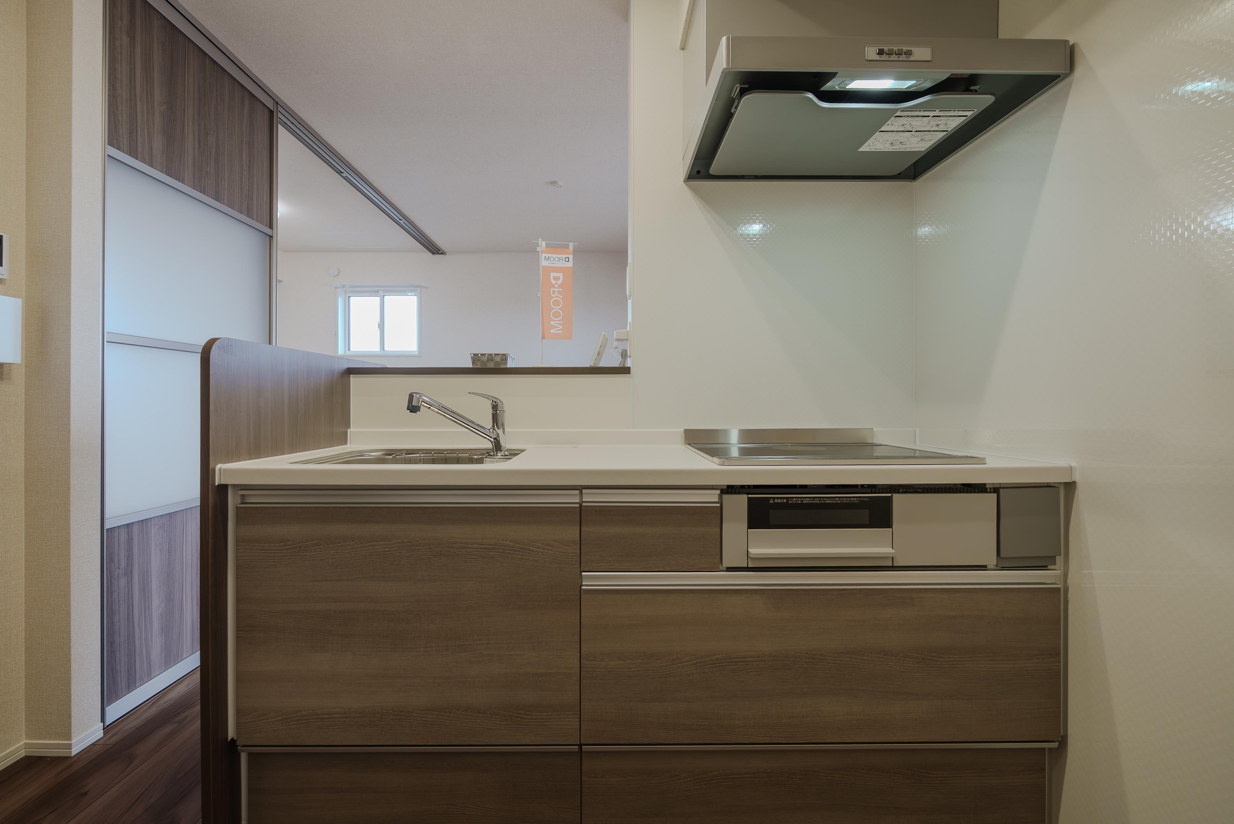 ★D-room★太陽光発電ZEH-M★インターネット無料★新築★レスア柏崎Ⅰ