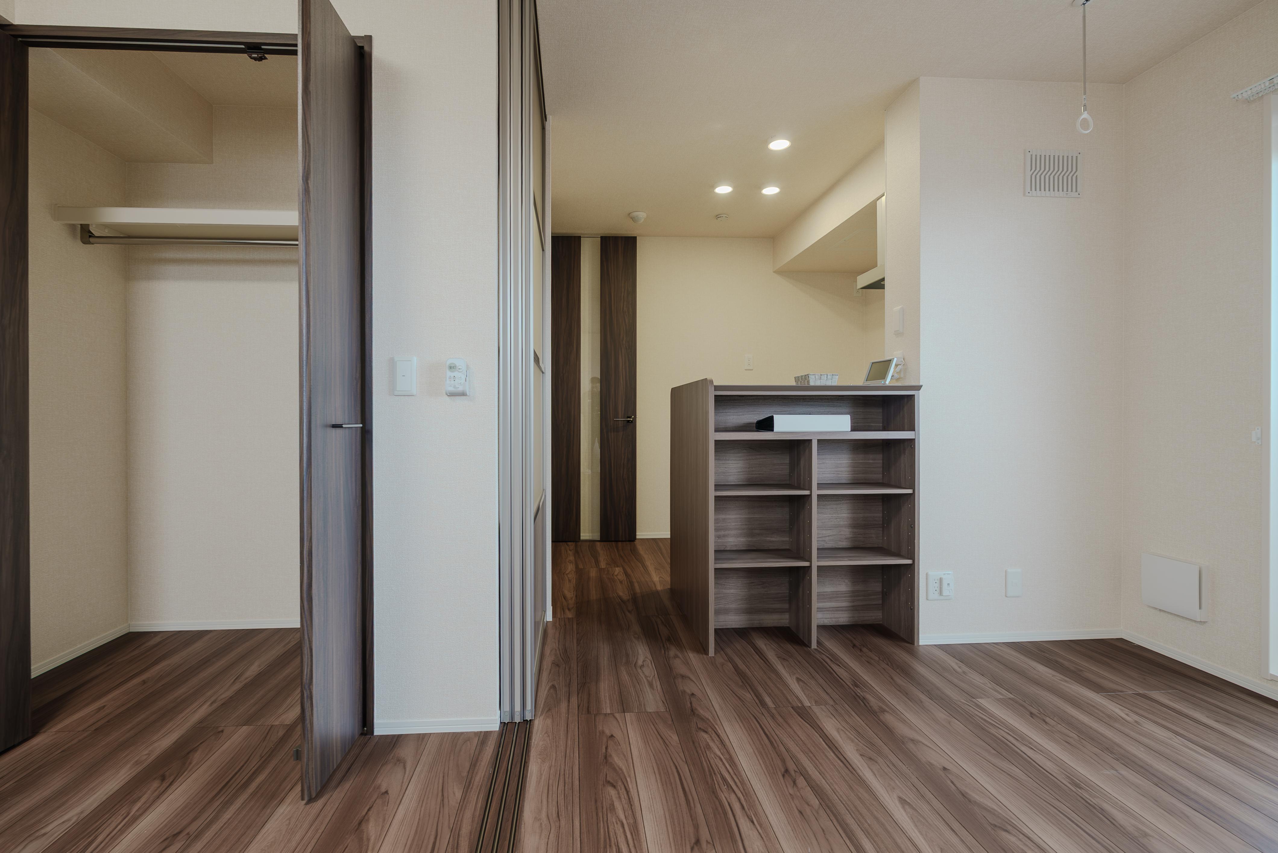 ★D-room★太陽光発電ZEH-M★インターネット無料★新築★レスア柏崎Ⅰ